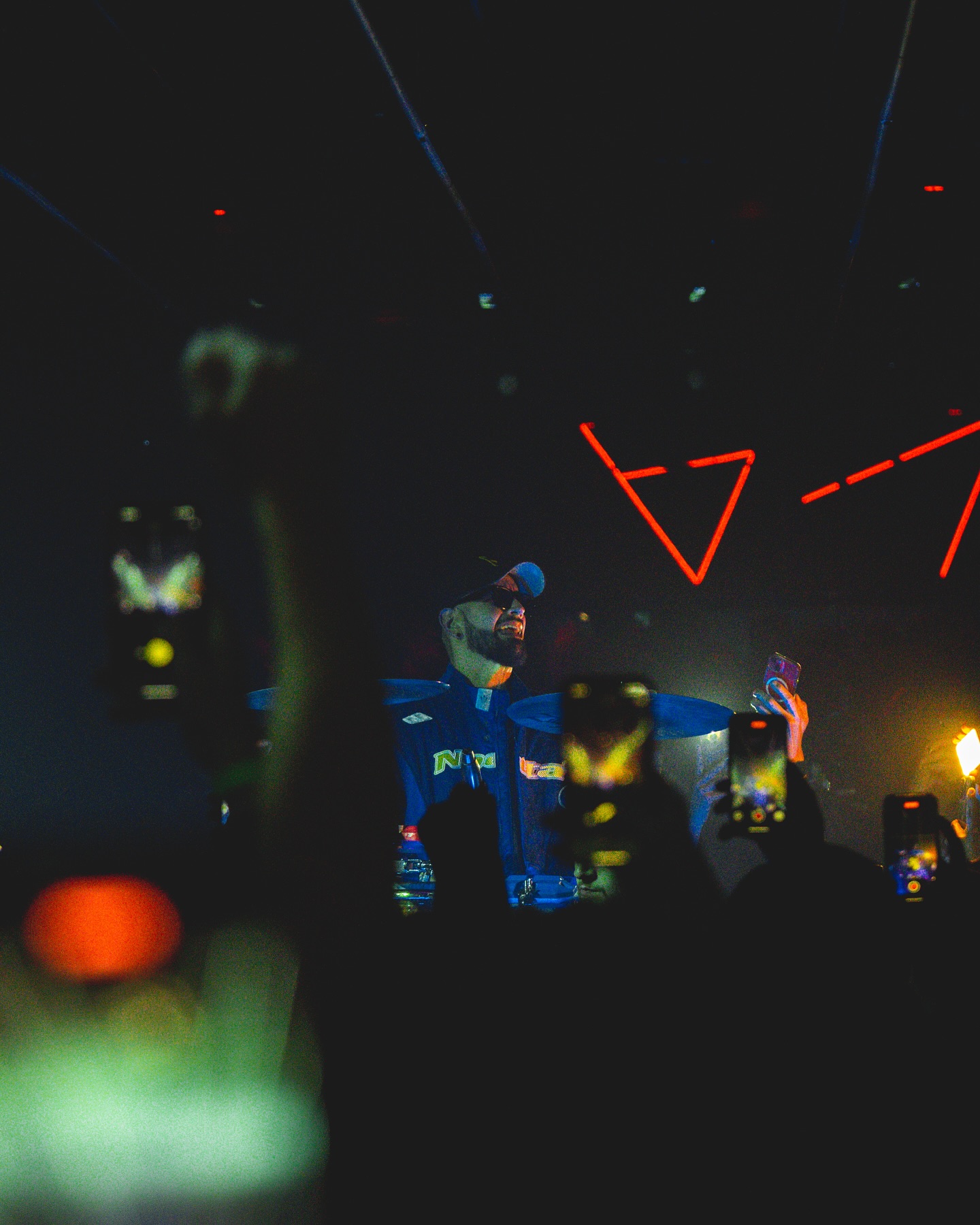 My younger self dreamed of moments like these..
Now we show up & flip the script.
Thank you to my 5k followers 🎉🤍
A recap of a few golden moments at a showcase opening up for @moojo.ofc a few months back.
📸 @w2sixpackchef