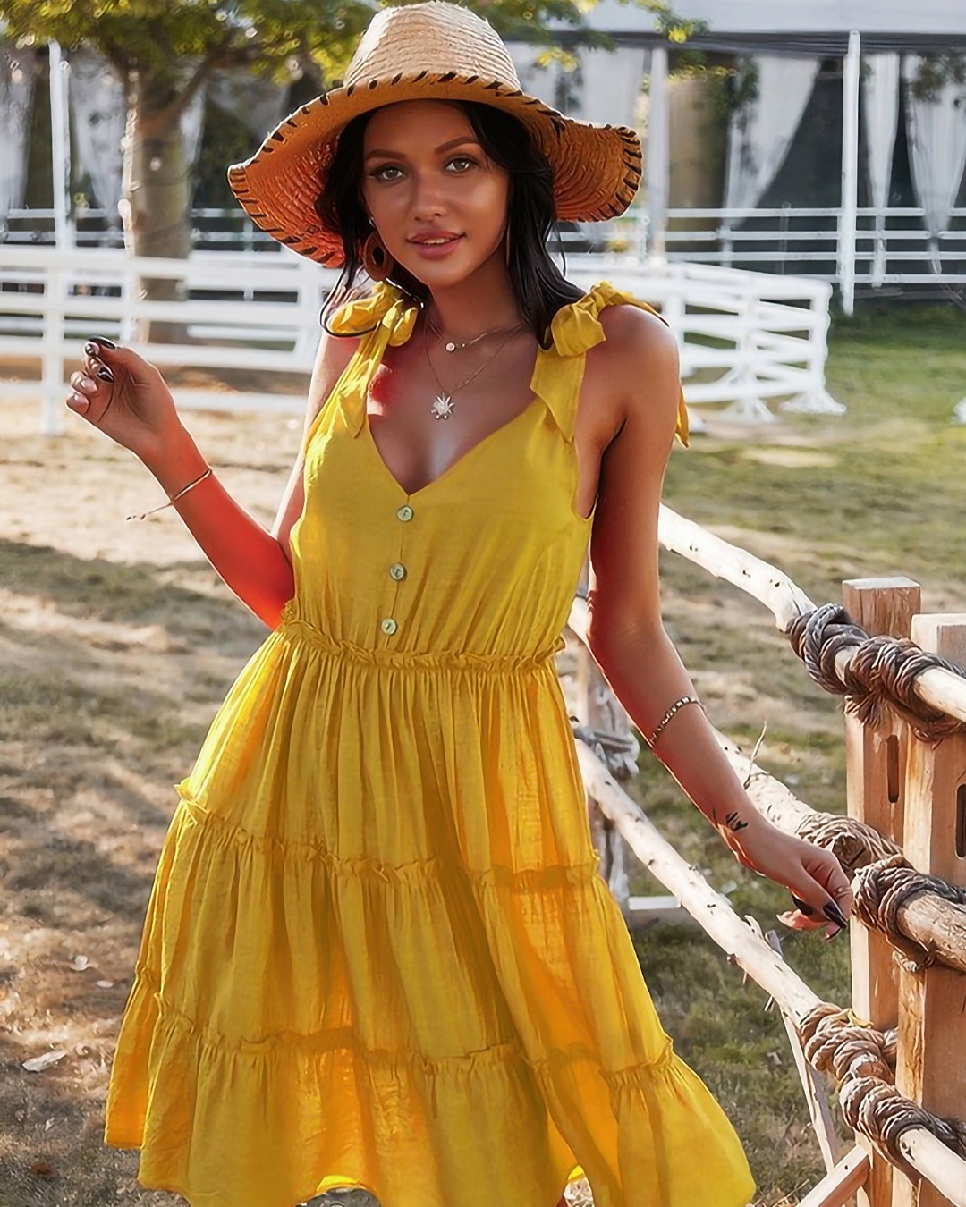 🌸 Twirl into the weekend with our Sleeveless Button Ruffle Swing Dress — it’s giving cute, comfy, and totally flirty! 💃✨ Perfect for brunch dates, beach strolls, or just feelin’ yourself in the mirror. 😍 Grab yours before it’s gone!
👉 https://www.plushyplushie.com/.../sleeveless-button...
.
.
#PlushyPlushie #SummerStyle #RuffleObsessed #ootd #summerdress #womensfashion #ruffledress #fashionblogger