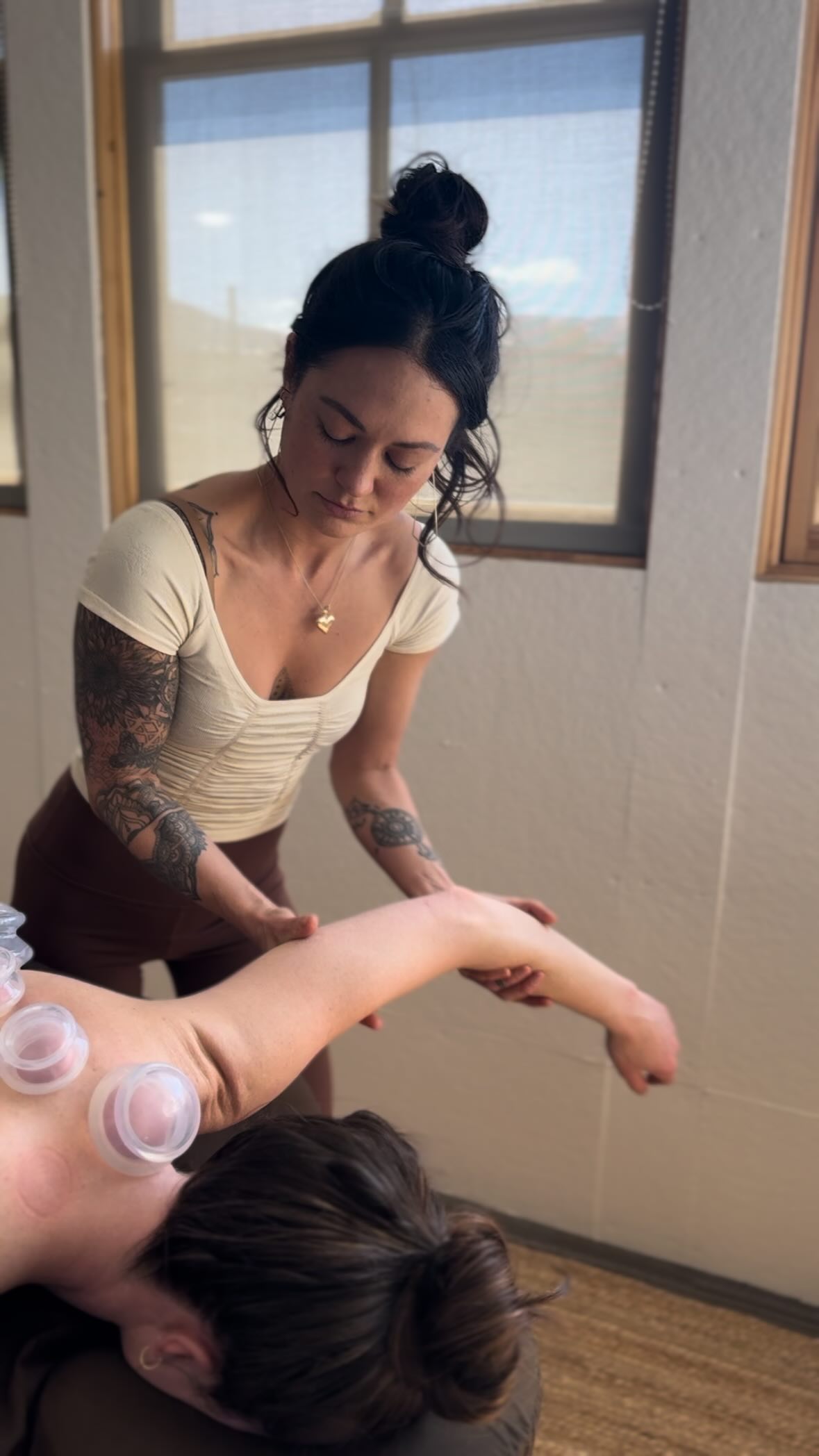 Not every healing touch is deep. But every healing touch is intentional.
#EnergyBodywork #ReikiHealing #TherapeuticPresence #SomaticSupport #HolisticTherapies #BodymindWisdom #TraumaInformedCare #RFVBodywork #IntentionalTouch #HealingHands