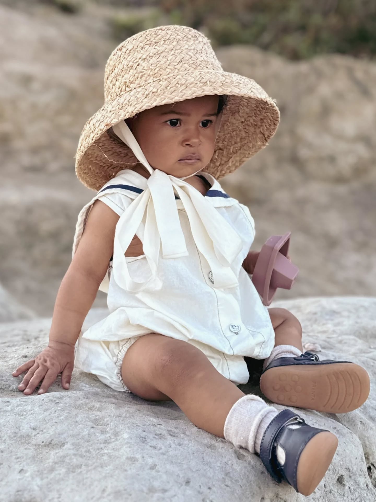 Summer matching outfits!
Our Popy sailor romper is available in white and denim.
Now in SALE
Last days to enjoy our promotions.