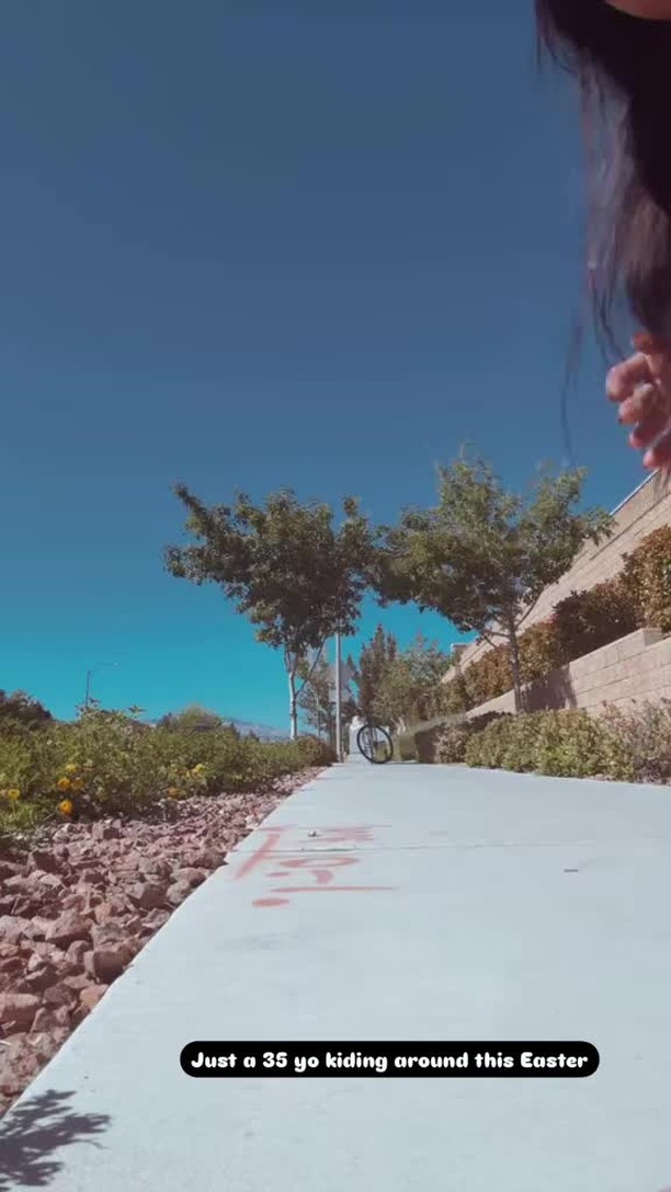 ✨ Welcome to BloomBoom
I'm Ashley—Licensed Esthetician, wellness strategist, and the thinker behind this space.
After years in the treatment room, I realized something: long-term skin health isn’t just about what’s applied to your face—it’s about how you understand your skin, your stress, your environment, and your biology.
🌱 BloomBoom is now fully virtual:
✔️ Real skin education
✔️ 1:1 skin consults
✔️ Product breakdowns (no BS)
✔️ Holistic + science-backed insight
This is for the curious, the sensitive, the go-getters and glow-getters.
🧠 Skincare that makes sense.
💻 Consults, blog, downloads → www.bloomboom.net
Drop a 🌿 if you’re ready to glow deeper, from the inside out.
#bloomboomfacials #virtualesthetician #intjskin #holisticskincare #barrierskin #skincareblog #skinstrategy