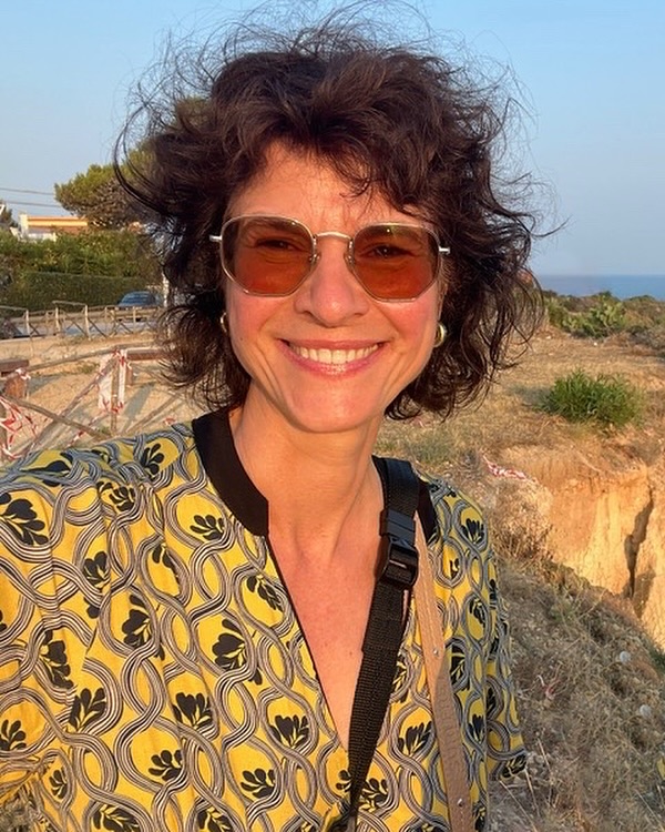 In den letzten zwei Wochen war es hier ruhig. Juli und August sind meine Sommermonate, in denen ich Sizilien und den Sommer genieße. Diese Zeit nutze ich, um Neues auf der Insel zu entdecken, Reiseideen zu entwickeln und Touren für die nächsten Monate vorzubereiten.
Ab September geht es wieder los: Die Nordwestküste Siziliens ruft: Palermo, Cefalù und der schönste Sonnenuntergang Siziliens warten auf die Teilnehmer.
Anfang November führt die Reise über das lebhafte Neapel an die Amalfiküste. Es warten auf uns inspirierende Ausflugsziele und stimmungsvolle Fotomotive.
Während in Deutschland im November der Herbst bereits Einzug hält, genießt du hier in Süditalien spätsommerliche Wärme und ein zauberhaftes Licht.
Neugierig auf entspannte Reisen und viele Fotospots? Klicke jetzt auf meine Webseite👆und lass dich inspirieren.
#sizilienentdecken #sizilienurlaub #reiseplanung #fotoreise #neapel #amalfiküste #palermo #cefalu #sonnenuntergang #placestosee #gemeinsam