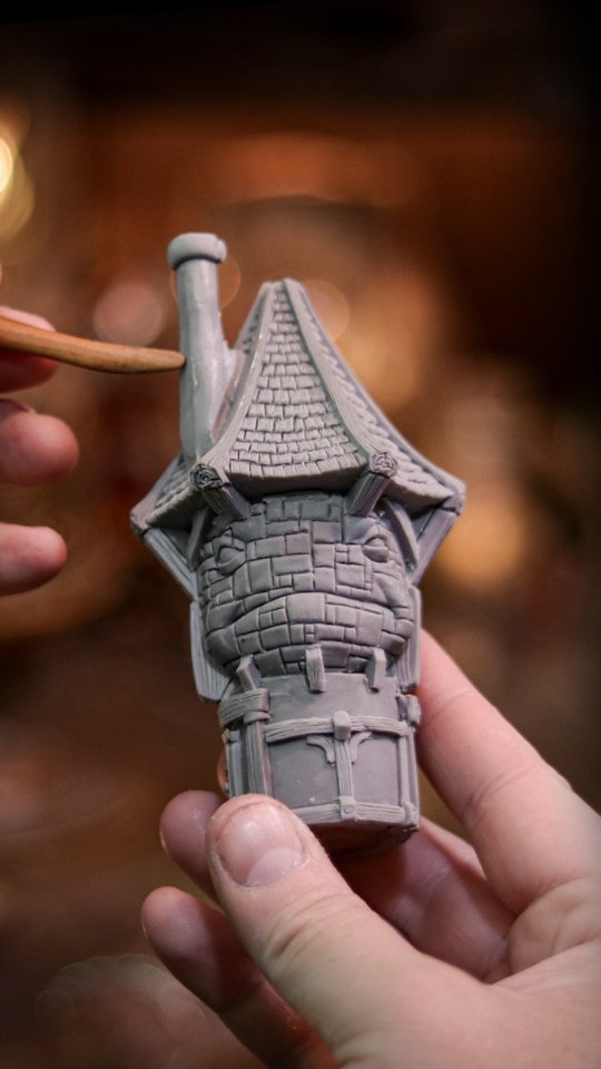 The white side of the custom chess set featuring whimsical tea party-themed characters is nearly complete. Just one more character to go, then I’ll begin work on the dark side, which will have a more sinister and dramatic look. I’m excited to continue sharing this journey with you!
I am now live on TWITCH.TV/CNOTBUSCH working on a Dragon.
This project is my Tuesday morning project. If you’d like to see the progress unfold live, join me every Tuesday at 8 AM CDT on Twitch or the other platforms (Link in Bio)
These video clips are taken directly from my live streams, where I share the creative process in real time.
Materials Used
Cosclay, Medium Firm
Cosclay, C2 Clearbond
Thanks to @cosclayusa for their incredible materials!
#chess #polymerclay #clayart #clay #sculpture #original #handmade #traditionalart #tower