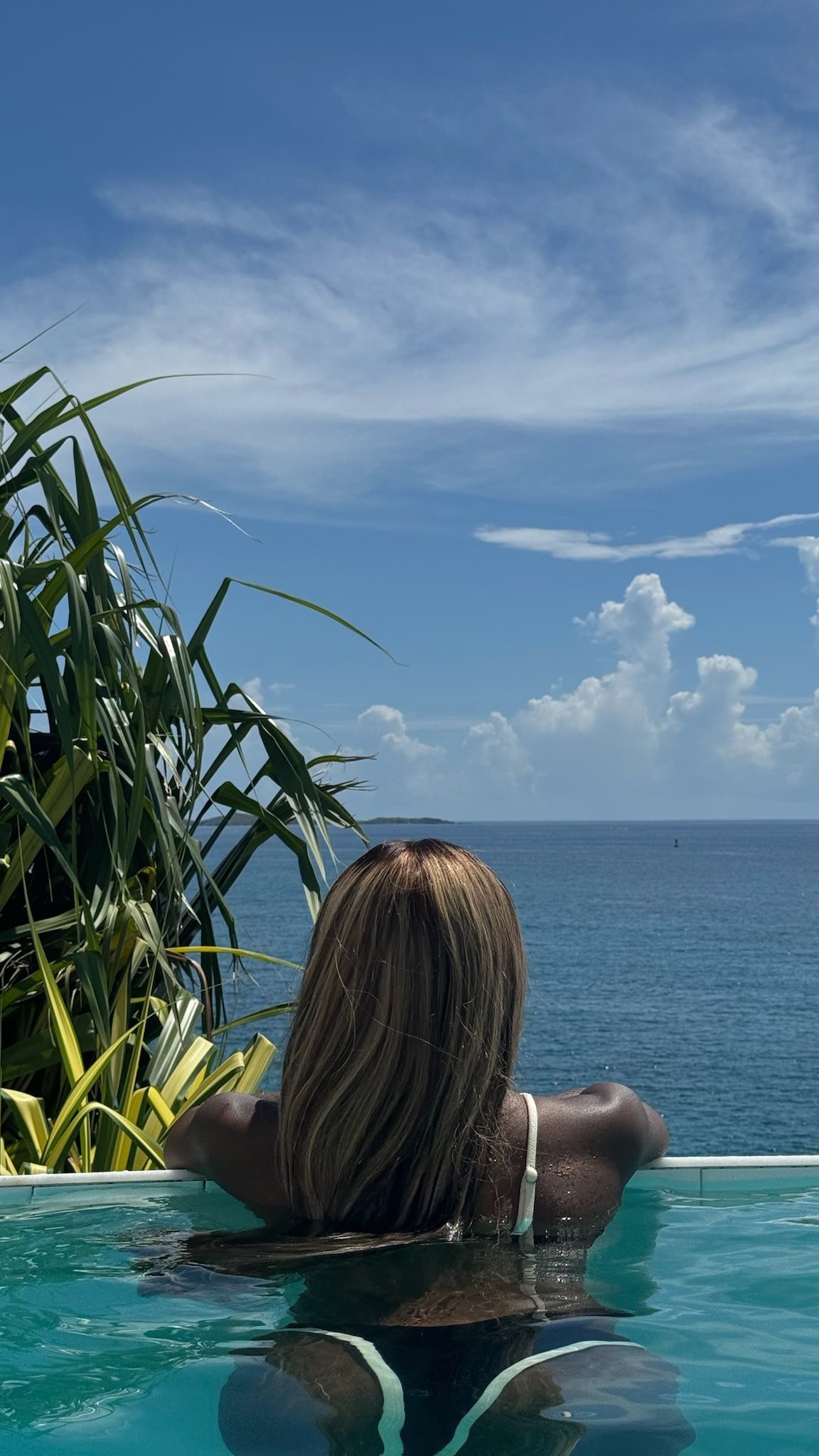Would you stay here?
I stayed at The Westin Frenchman’s Reef in St. Thomas, USVI and here’s my honest review including pricing, pros, and how to make this luxury experience more budget-friendly
Save this for your next Caribbean escape.
Follow for more affordable luxury travel tips!
#affordableluxury #blackgirltravel #hotelreview #luxuryforless #westinfrenchmansreef #westinhotels #caribbeantravel