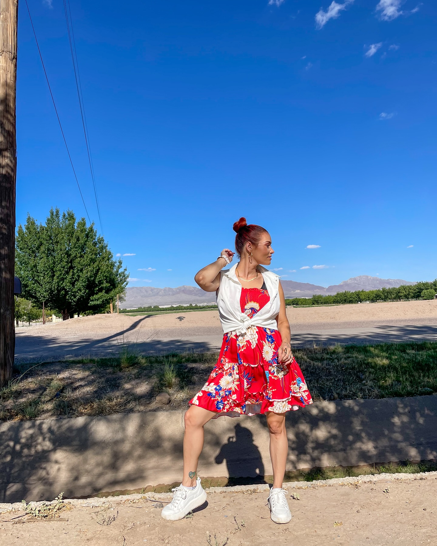 New Mexico Vibes
Mountain Views & Desert feel 🫶
Shoes by @dreampairsshoes
Dress by @amazonfashion
Shirt by @zeagoo.official
Comment SHOP below to receive a DM with the link to this post on my LTK ⬇ https://liketk.it/5jv1N