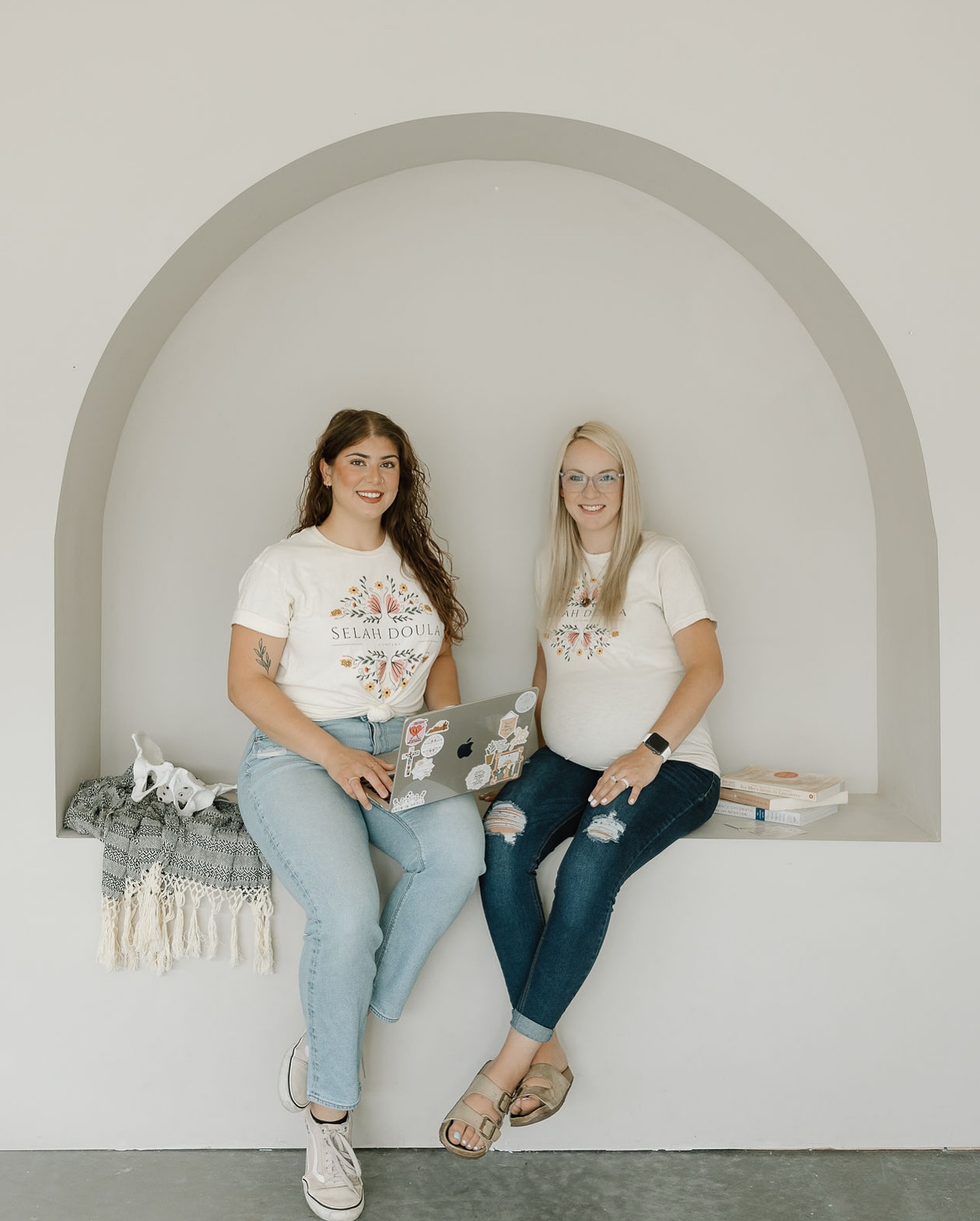 We’ve seen a lot of new faces and followers around here, so we’d like to reintroduce ourselves!!
Hi! We are Kate and Katie, and we are the co-owners of Selah Doula Co.!
We believe birth is a natural physiological process and that women are divinely created by God to birth.
We believe that birth is *best* left undisturbed, with no medical interventions or pain medications.
We believe that there are holistic ways to help labor progress, and holistic ways to manage pain.
This is how we believe birth should be, at its rawest, purest form, and that most births should occur this way.
However, we also believe that this form of natural, unmedicated, no-intervention birth isn’t always achievable.
We believe that there is a time and place for modern medicine.
Interventions can be lifesaving for mom and baby when they are absolutely necessary. We do not discount or discredit moms who require medical intervention, or even if it is their own choice.
Just because this is our personal philosophy of how birth “should” be, this does not mean that we impose our viewpoint on anyone.
Our greatest desire as doulas is to support a mother in the birth SHE desires.
We believe a mom has a right to birth however she wants.
We wholeheartedly support any and all forms of birth, including a cesarean section, a completely unmedicated birth, or anything in-between, as long as the mother feels like she was properly informed of the benefits and risks, and she fully desires and consents to it.
Birth is beautiful and can be empowering regardless of how it occurs. Moms deserve to feel safe, loved, heard, and respected during ALL types of births, from everyone in the room.
This is who we are, and this is why we do what we do! Thanks for being here🤍
•
•
•
•
•
•
•
•
#Doula #DoulaCare #PregnancyJourney #pregnancytips #pregnantmom #doulasupport #pregnancycare #laboranddelivery #birthsupport #empoweredbirth #postpartumdoula #postpartum #newborn #newbornbaby #newborns #newbornlife #birthdoula #PregnancyInterventions #InformedChoices #NaturalBirth #kansascity #kcmoms #kcdoula #kcdoulas #kansascitydoula #kansascitydoulas #missouridoula #kansasdoula