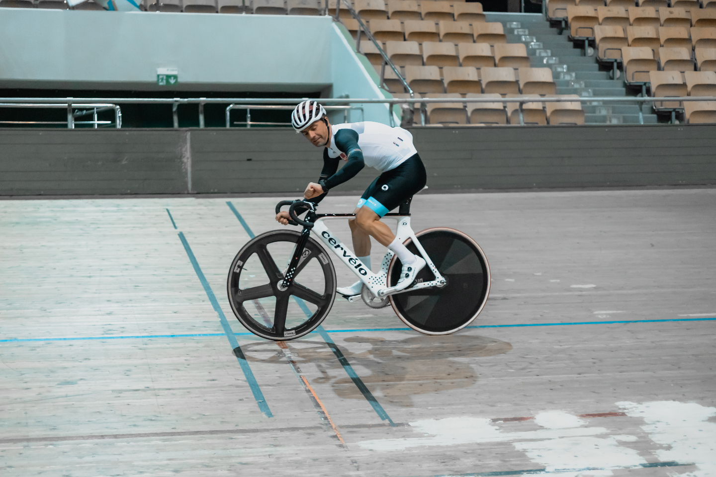 ¡Así de sencillo! Controla tu lactato desde tu Garmin en tiempo real 😱
#QLACEspaña #EntrenaConDatos #EntrenamientoInteligente #running #correr #runners #cycling #bicicleta #ciclismo #ciclistas #sport #deporte #triatlon #maraton #marathon