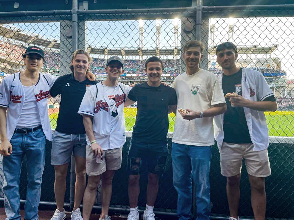 A few of our guys volunteered at last night’s Guardians game, handing out the promo shirts and repping the Cleveland SC brand loud and proud. Big thanks to the Guardians for having us! 💪🧡
#WeAreCLE #GuardsBall #ForTheLand