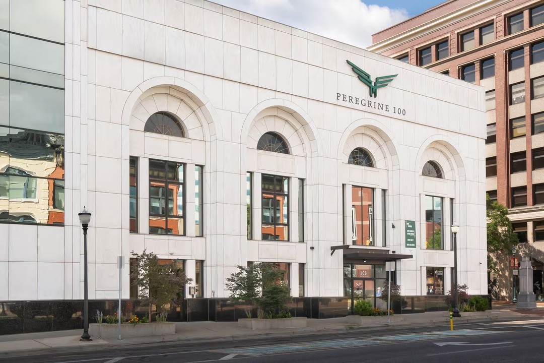 Thanks to @peregrinecompanykzoo, exploring Downtown Kalamazoo during Restaurant Week is easier than ever. Use our interactive map to see which venues have special features and plan the perfect route.
🚗 Parking? No problem!
Struggling to find a spot is a thing of the past. Dine during Restaurant Week and ask your server for a voucher for up to 3 hours of free parking in either of the covered ramps off the Kalamazoo Mall. Over 3,000 spots ready for you!
✅ Use the map filter to search for parking and navigate straight to it.
👉 Check out our website to start planning your adventure!
#downtownkalamazoo #kalamazooapartments #downtownkalamazooapartments #peregrinecompany #cityviews #FoodLoversParadise #KalamazooFoodScene #FinalWeekendFeast #KalamazooEvents #FoodieHeaven #CheersToKalamazoo #KalamazooFoodies #GoodEatsKzoo #TasteKalamazoo #FoodAndDrink #WeekendEats #FoodieFavorites #KzooCocktails #EatDrinkRepeat #KzooNightOut #FreeParking