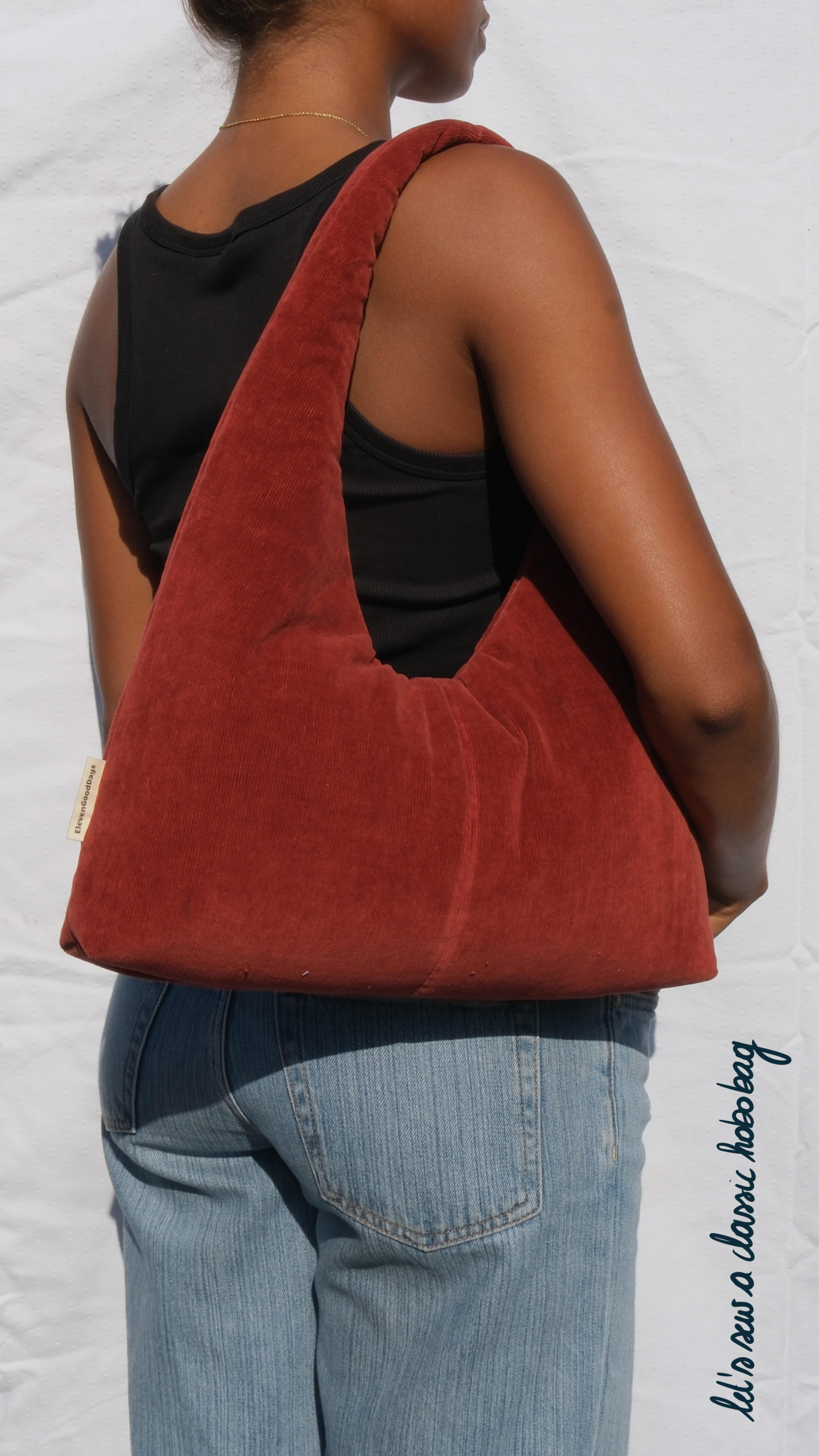 The Classic hobo bag
—
As per usual, this bag also has a key holder and two slip pockets!!
Don’t forget to mark your calendar, July 20th at 12h00 (CEST) for it’s first release aaaah so happy💗
.
.
.
.
.
.
.
.
🏷️ handmade bag | everyday bag | it girl bag