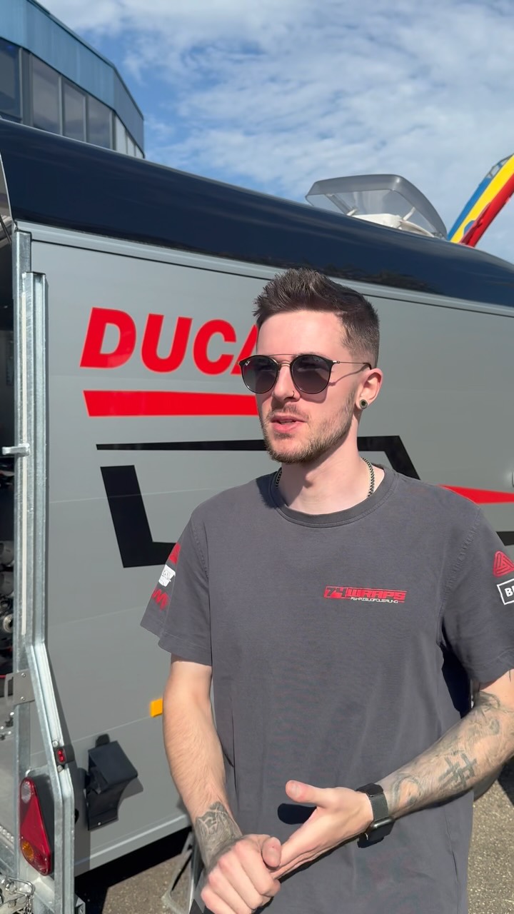 💥Kommt vorbei bei den Ducati days in Sinsheim am Technik Museum 💥
(Werbevideo)
❗️Und macht bei unserem Gewinnspiel mit❗️
#folierung #ducati #v4s #gewinnspiel #werbung #technikmuseum