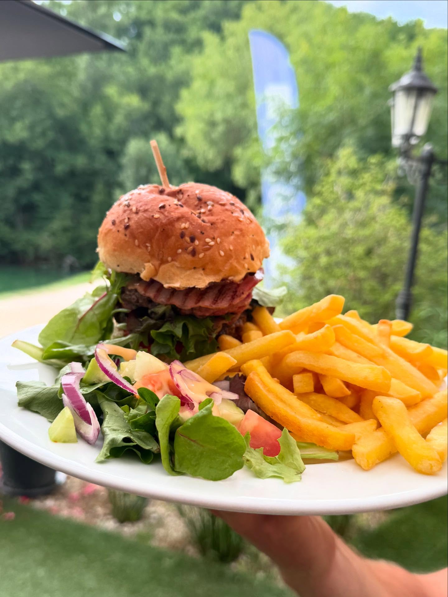 Smullen onder de zon bij Les 2 Lacs! 🧡🌻