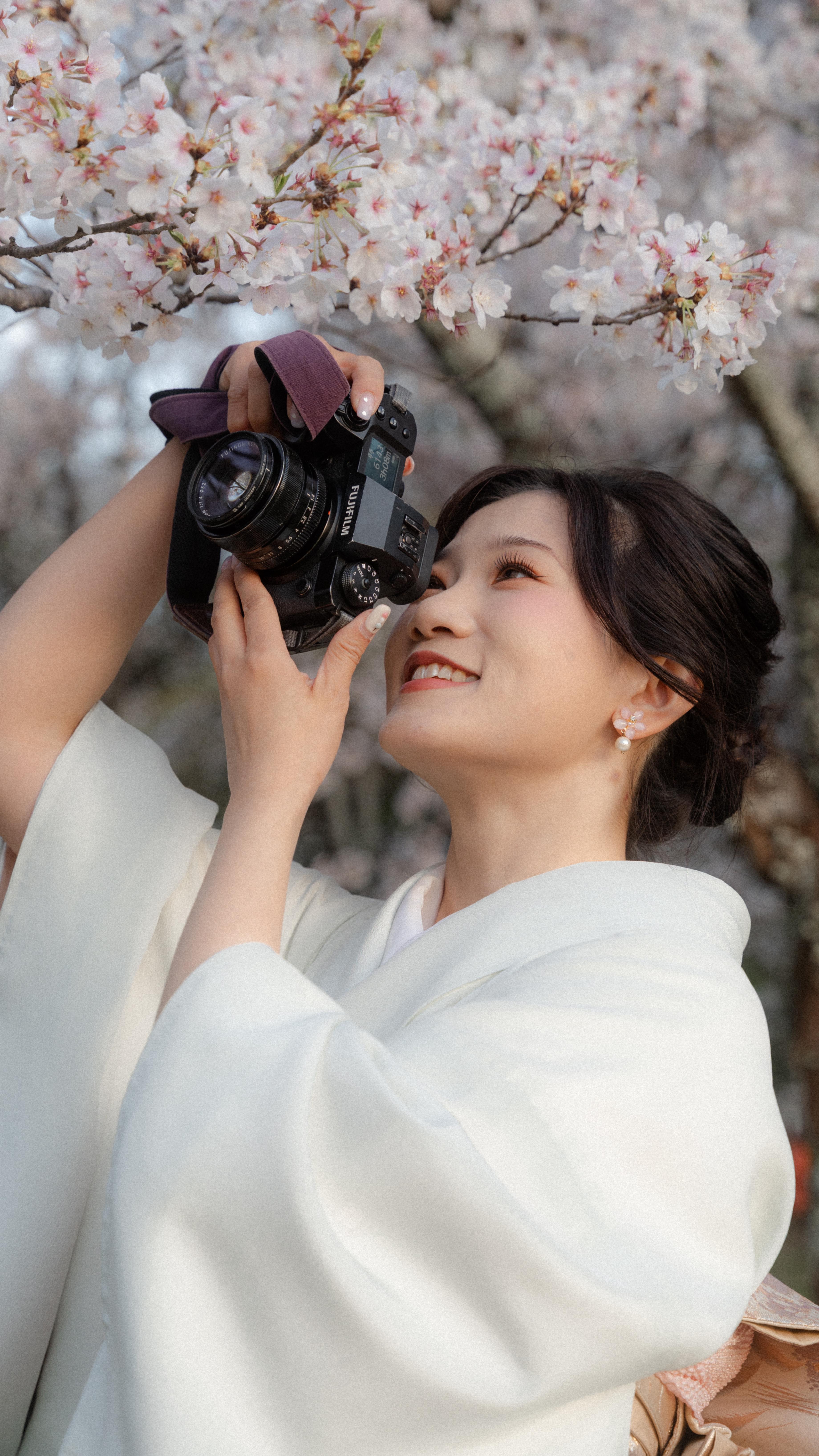 Portraits of ✨HER✨
Hi! I’m Alex, a photographer based in Tokyo/Yokohama.
My specialty is capturing you in your best light be it solo, couple, family, proposals and events. Feel awkward in front of the camera? I gotchu! I’ll give gentle guidance and we’ll have so much fun in the session it’ll show!
💌 Bookings are now open! DM to inquire
.
.
.
#portraitphotography #portraitpage #moodyportraits #photographerinjapan #portraitphotographyjapan #photographerintokyo #tokyocouplesphotographer #tokyophotographer #tokyoweddingphotographer #tokyoportrait #フォトグラファー #東京 #ポートレート #ポートレートのセカイ #tokyocameraclub #カメラマン #videographerintokyo #tokyovideographer #familyportrait #familyportraittokyo