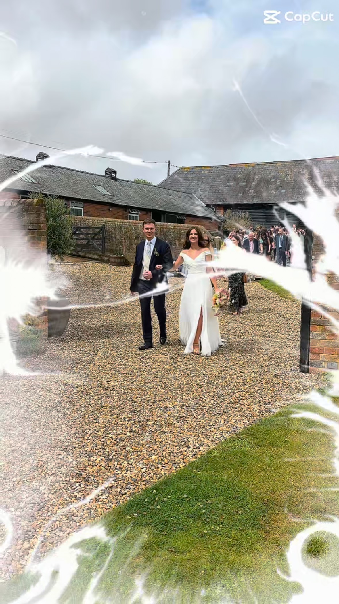 Congratulations Harriet & James! After the rain the sun shone on this beautiful couple yesterday @lodgefarm_events Canapés, our signature BBQ & a trio of desserts. Delicious! 😋 #summerwedding #weddingcatering #outsidecatering #greatchefs #eventplanner #outdoorcatering #outdoorevents #tipiwedding #marqueewedding #corporatecatering #outsidewedding #catering #hertscatering #bedscatering #buckscatering #foodtastings #corporateevents #eventmanagement #2025wedding #2026wedding