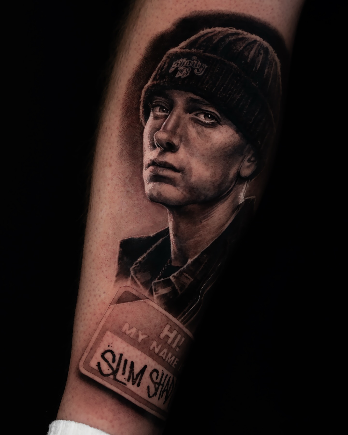 The Slim Shady aka Eminem himself 👊 Pretty stoked with how this one turned out ✌️
#tattoo #tattoos #eminem #portrait #tattooartist #tattooart #inked