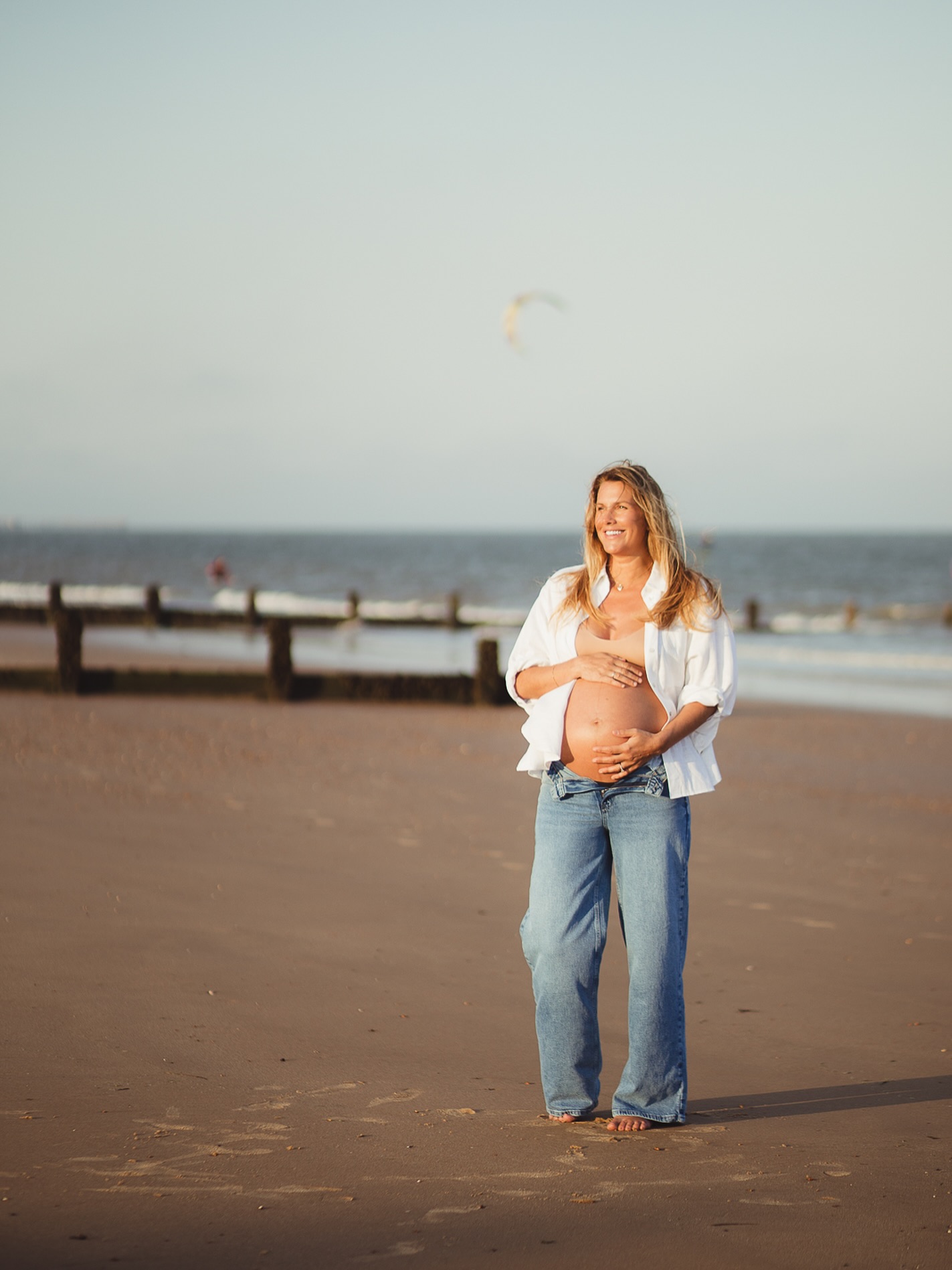 This weather is keeping me on my toes. Is it sunny, is it raining - I can’t bl00dy keep up!!
Day with the kiddos again today, but I’m gearing up for headshots in London tomorrow and a family shoot on Thursday which is outside… Keep your fingers crossed for us 🙈
My competition winner will also be announced tonight too, so head over to my stories for that later!