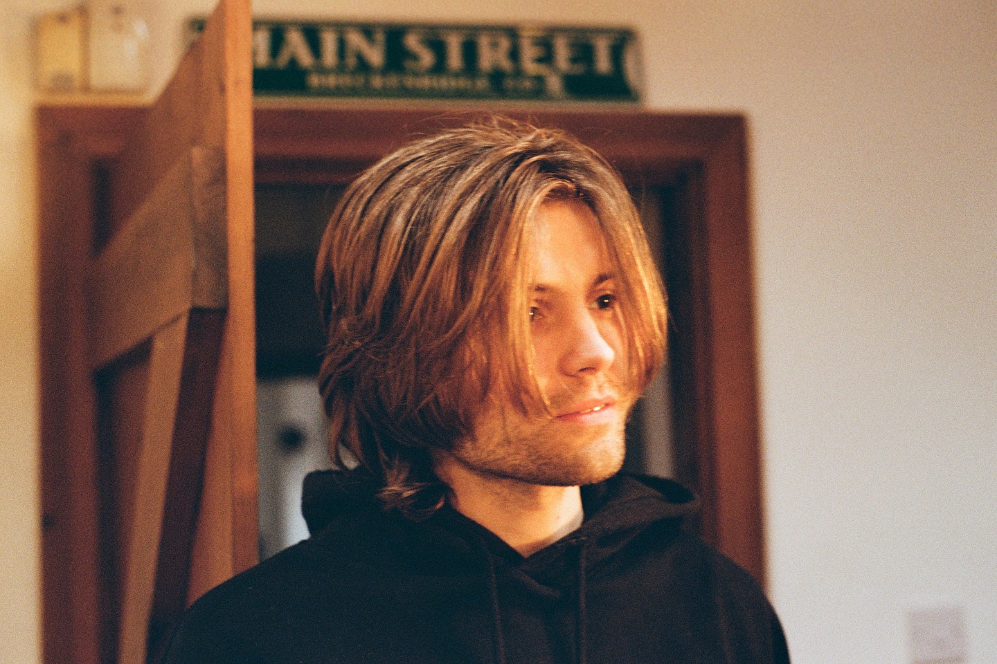 Benny @ Middle of Nowhere Studios, recording an upcoming Big Sky release 🎱
📸 @jamesbgibney
#BigSkyOrchestra