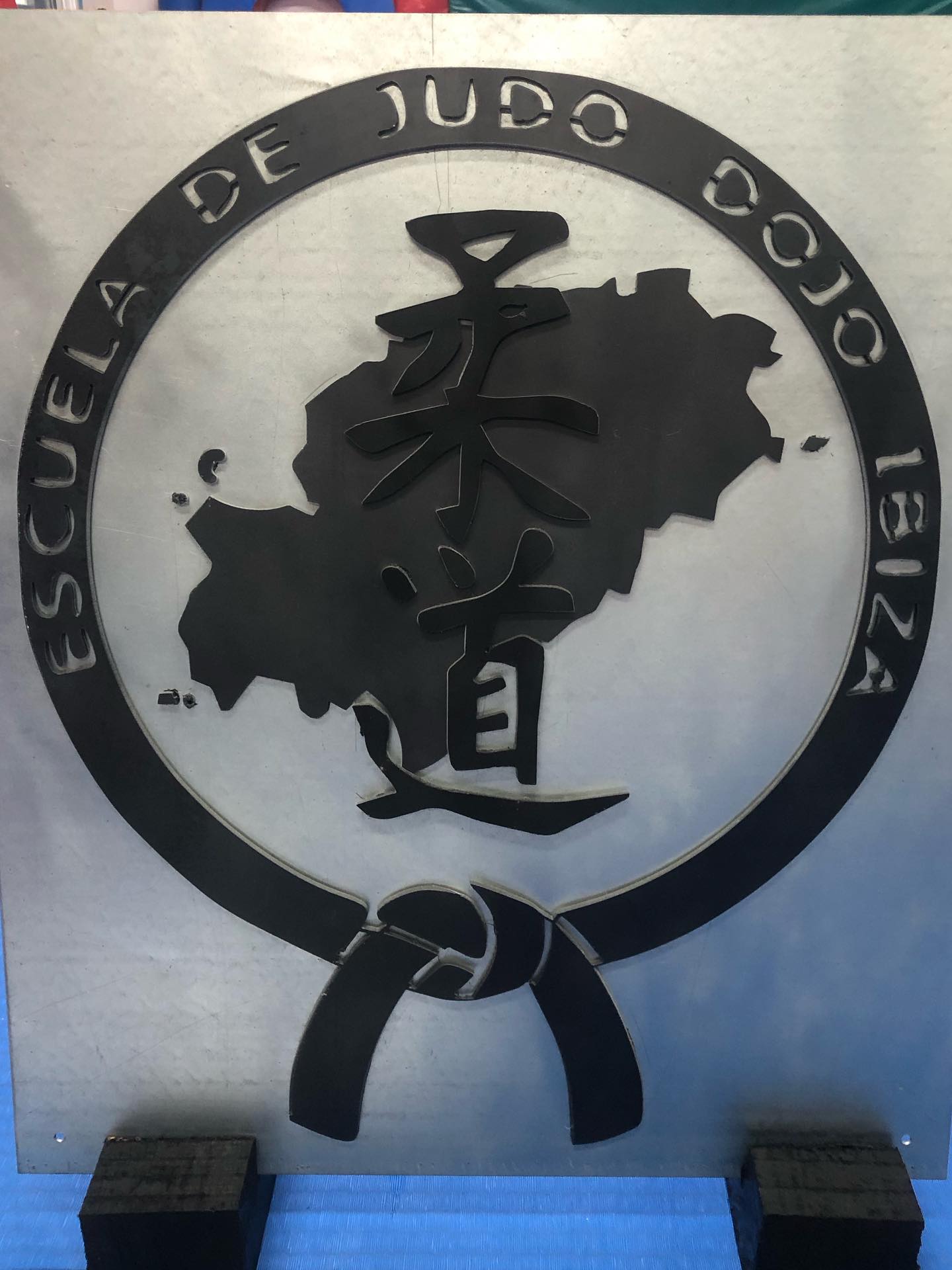 Vaya detallazo!! Una pasada este regalazo de Carlus, Alai y Esme. Muchísimas gracias familia. No hay palabras