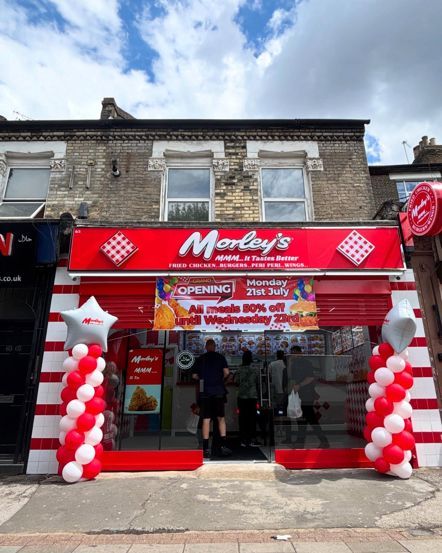 Bossman opened the doors. You know what time it is🔥🍗
Location:
65 Falcon Road SW11 2PG
11:30-00:00
Come thru
#morleys #battersea #southlondon #london