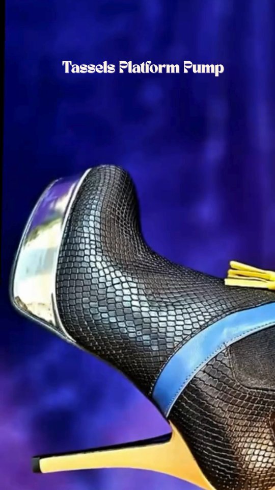 Are you the Pearl Girl?
A rare soul with bold taste and timeless grace.
This Tassels Platform Pump, handcrafted in Italy,
is inspired by the quiet elegance of Johannes Vermeer
with rich textures, bold contrasts, and golden details that whisper refinement.
A unique limited-edition shoe concept.
You won’t find this custom design anywhere else.
#PowerHeels
#UniqueFootwear#StatementShoes
#IndependentDesigner
#NotForEveryone
#WearableArt
#StatementShoes
#DesignedDifferently
#BoldFashion
#HeelsOfInstagram
#vermeer
#heels
#faireoirshoes #fashion #fashioninitaly #artistinspired #uniquefashion