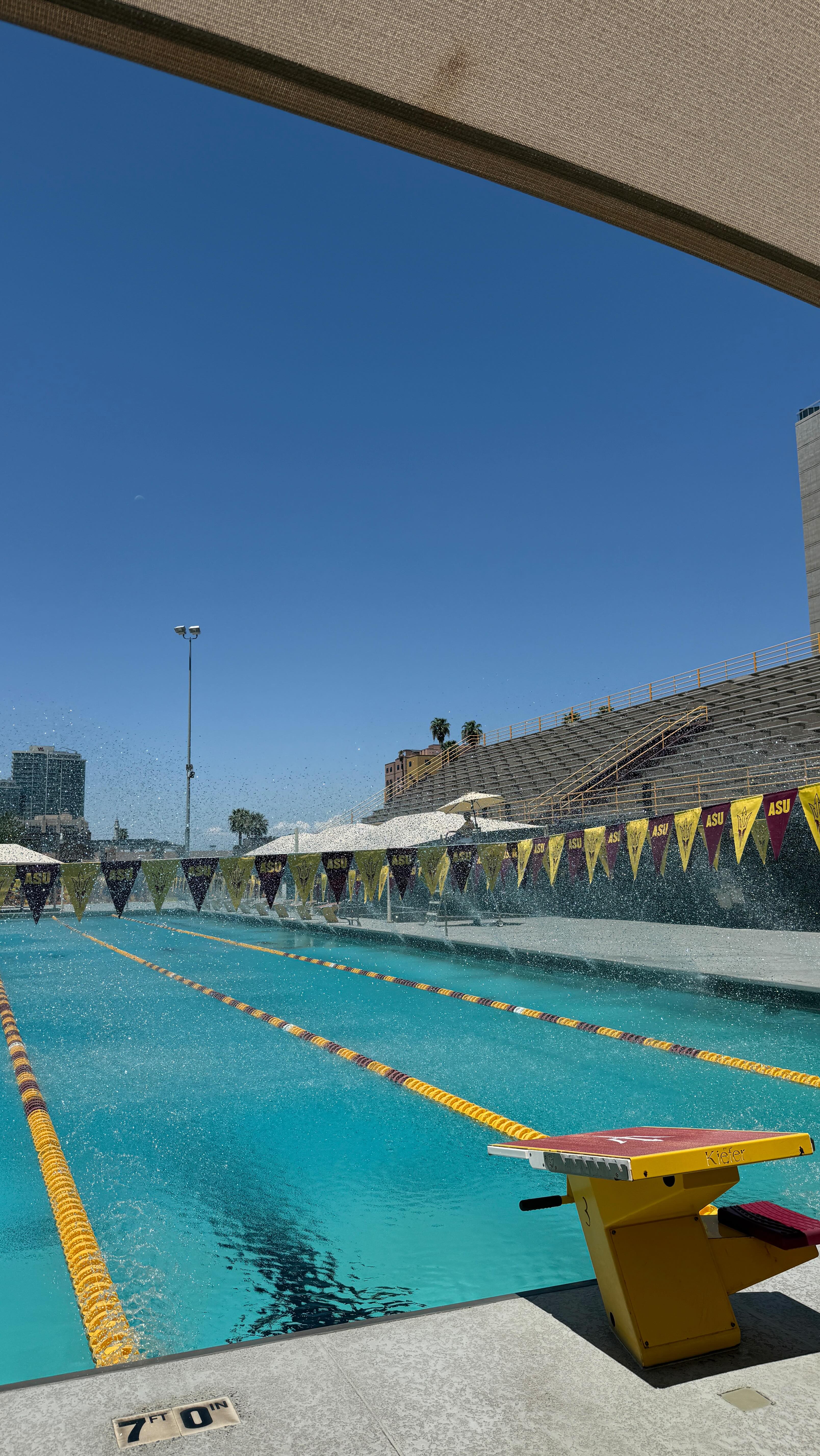PERIMETER aerators??? Round of applause for the pool architects ๐
Thank you for keeping us cool throughout our brutal summers ๐ฆ