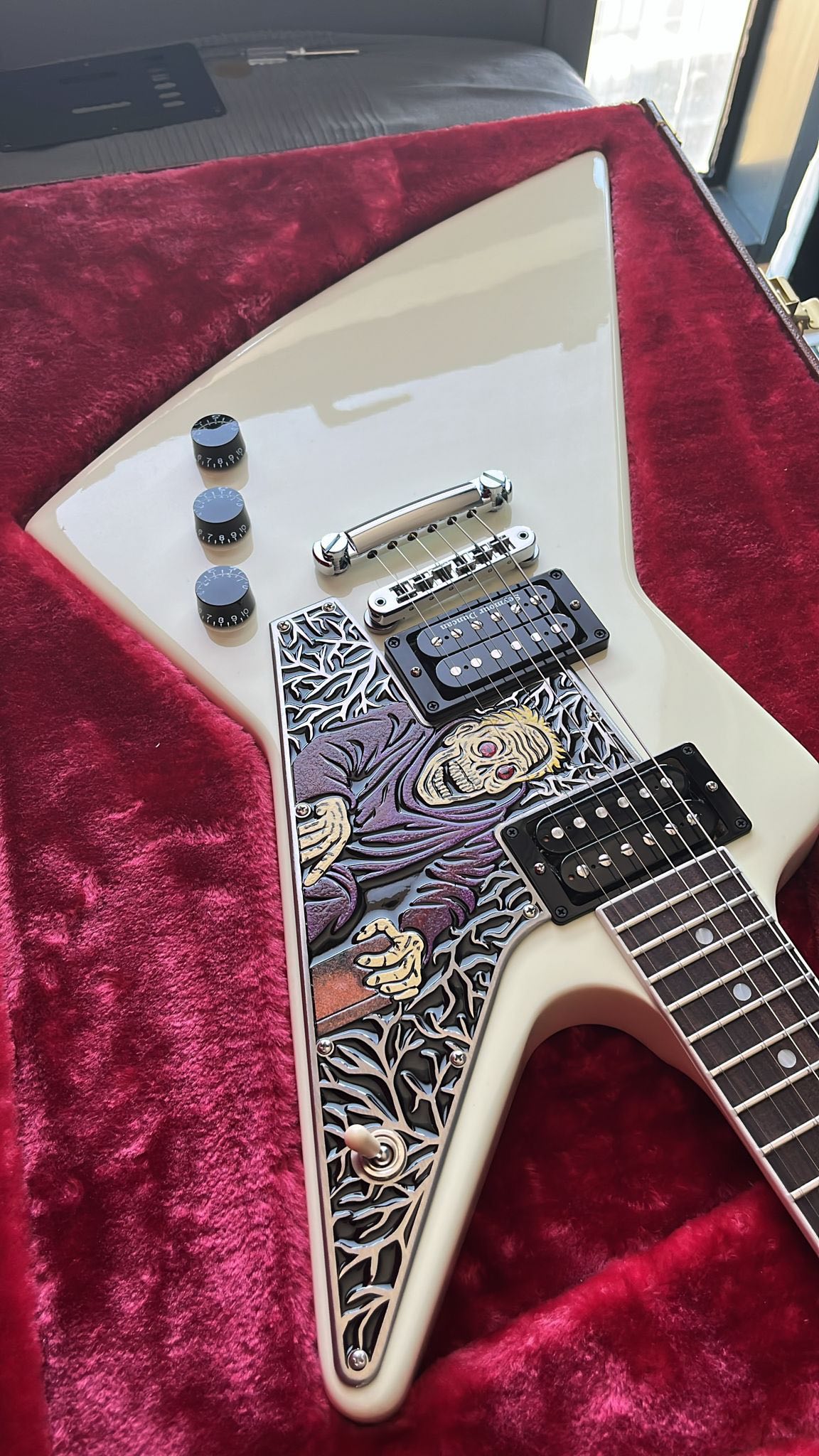 Handmade Custom Pickguard by @alperiouspickguard #alperiouspickguard #gibson #pickguard #electricguitar #musician