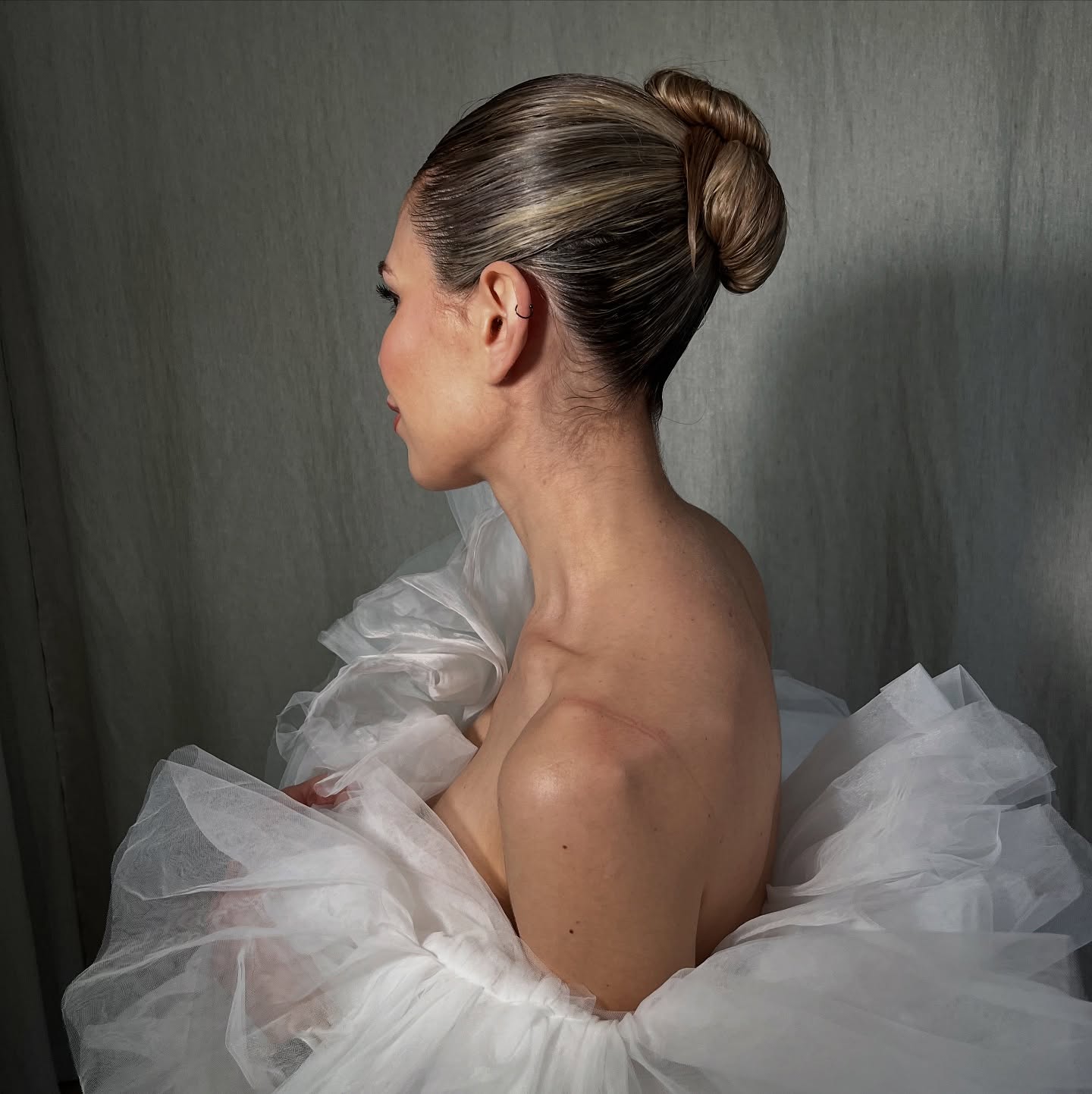 Throwback to my training day with the incredible @kasia_fortuna ✨
As an artist you can never stop learning from each other - picking up new tips and techniques.
No matter how long you’ve been in the industry, there’s always room to grow, it’s a constant evolution ✨