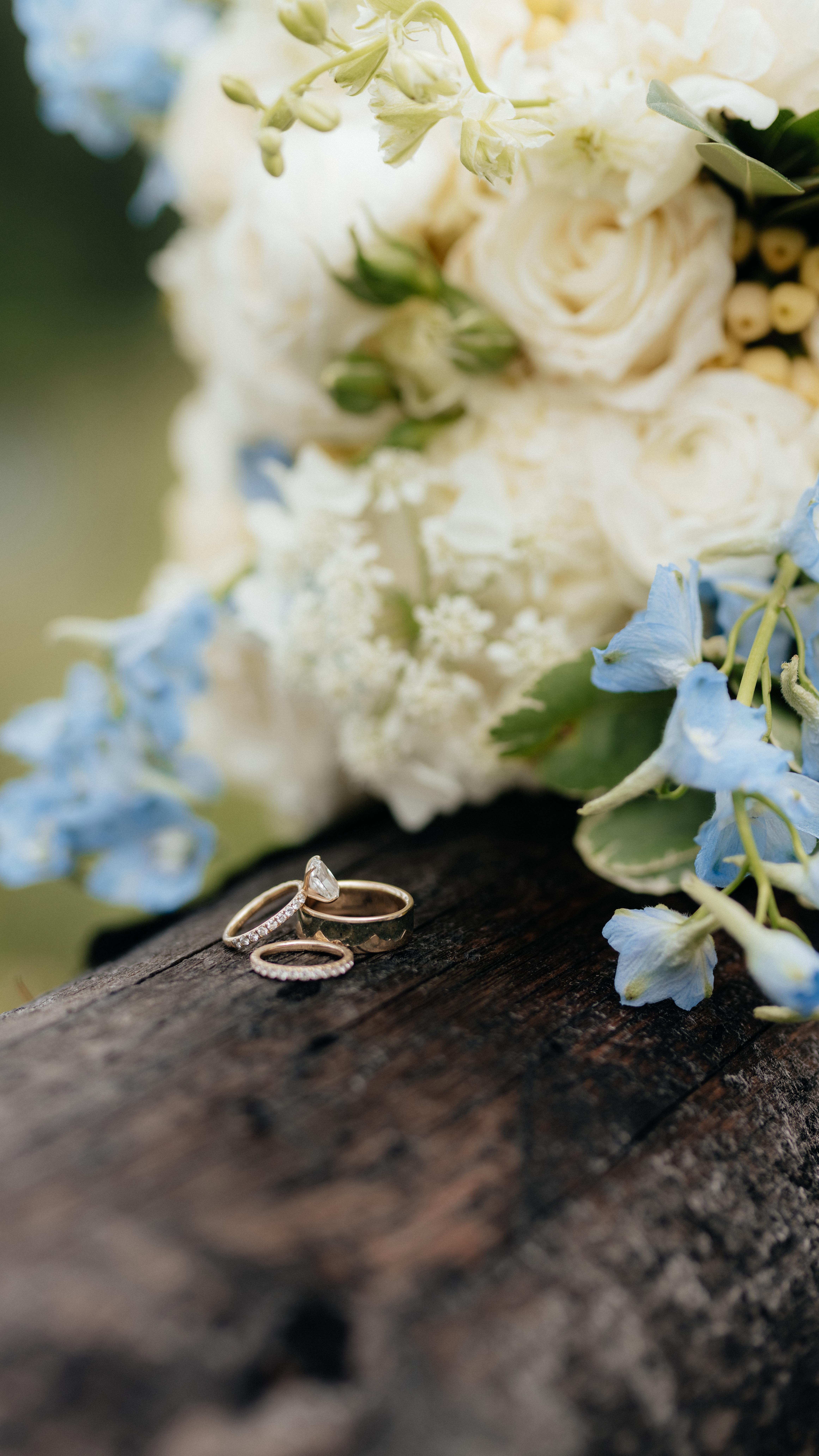 Gotta play it off like it’s useable ✌🏼
.
.
.
#saltlakecityphotographer #loveandwildhearts #saltlakecityelopement #northernutahphotographer #utahisbeautiful #utahunique #saltlakecity #visualambassadors #utahphotography #utahweddings #posepatch #utahisrad