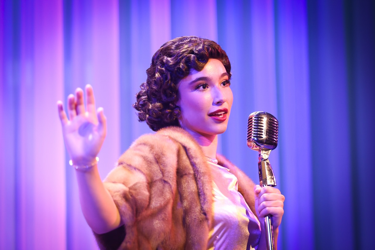 FIRST LOOK! 🛟🚢 Take a peek through the porthole for your first look at our very own Reno Sweeney, Billy Crocker, Hope Harcourt, and Moonface Martin! Tickets available at the link in our bio! #SSTISEASON18