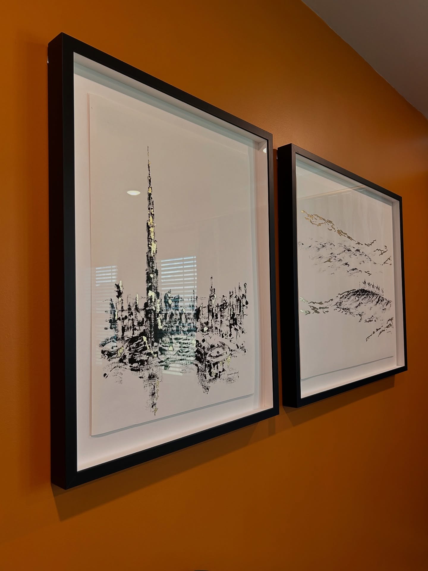 Today’s art installation- I love seeing the world through my client’s eyes when they bring home international art!
(Context: Rooms have not been designed or styled, this was a client who simply wanted a designer’s eye on hanging their artwork.)
#internationalinteriordesign #globalinspireddesign #artinstallations #dubaiartwork #moderneclecticstyle #yeahthatgreenvillesc #yeahthatmauldin #mauldininteriordesigner #egyptianpapyrusart #peacocksofinstagram #blueandmustardcolorscheme