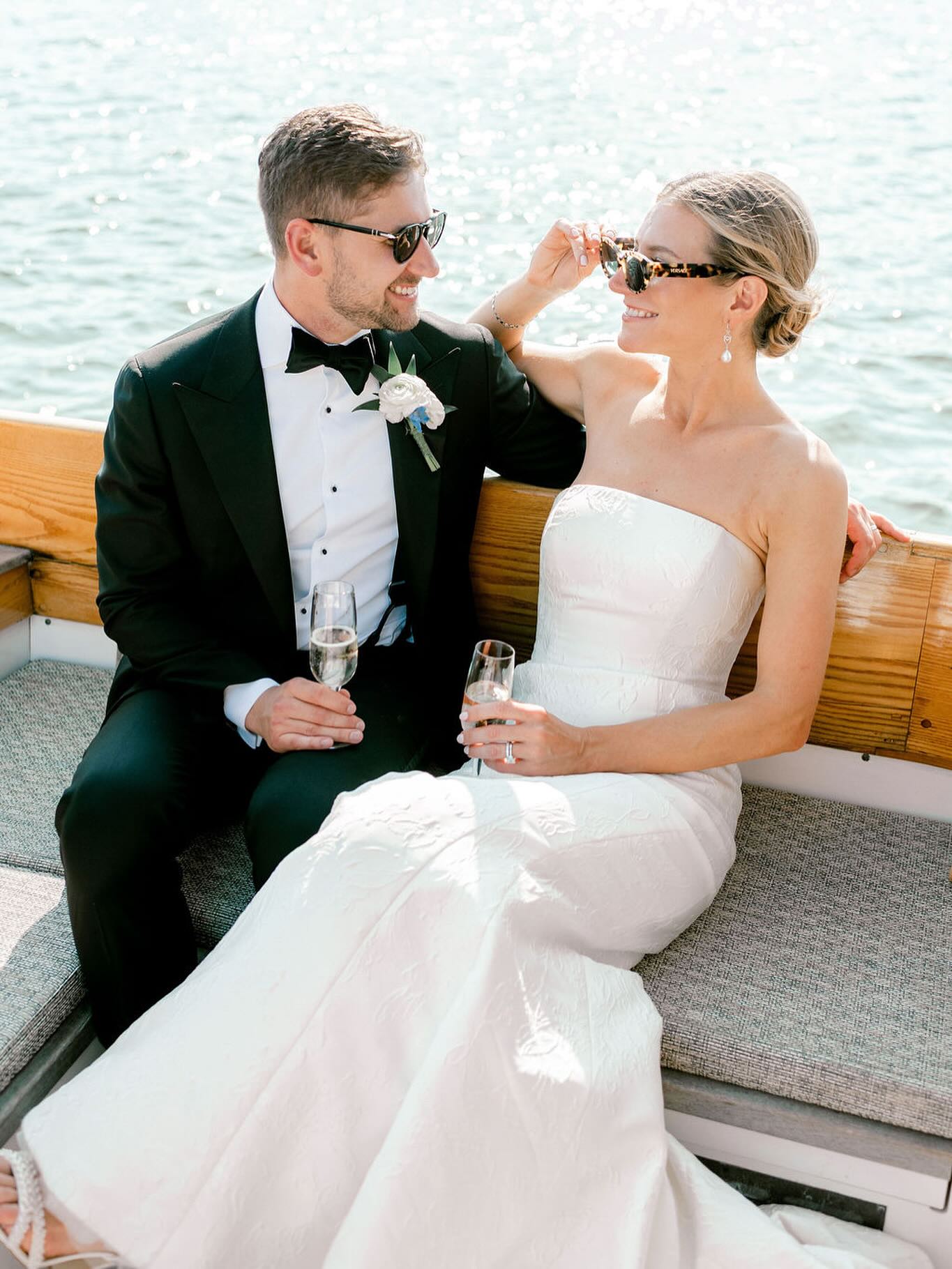 Love this!! Champagne and boat photos how fun!