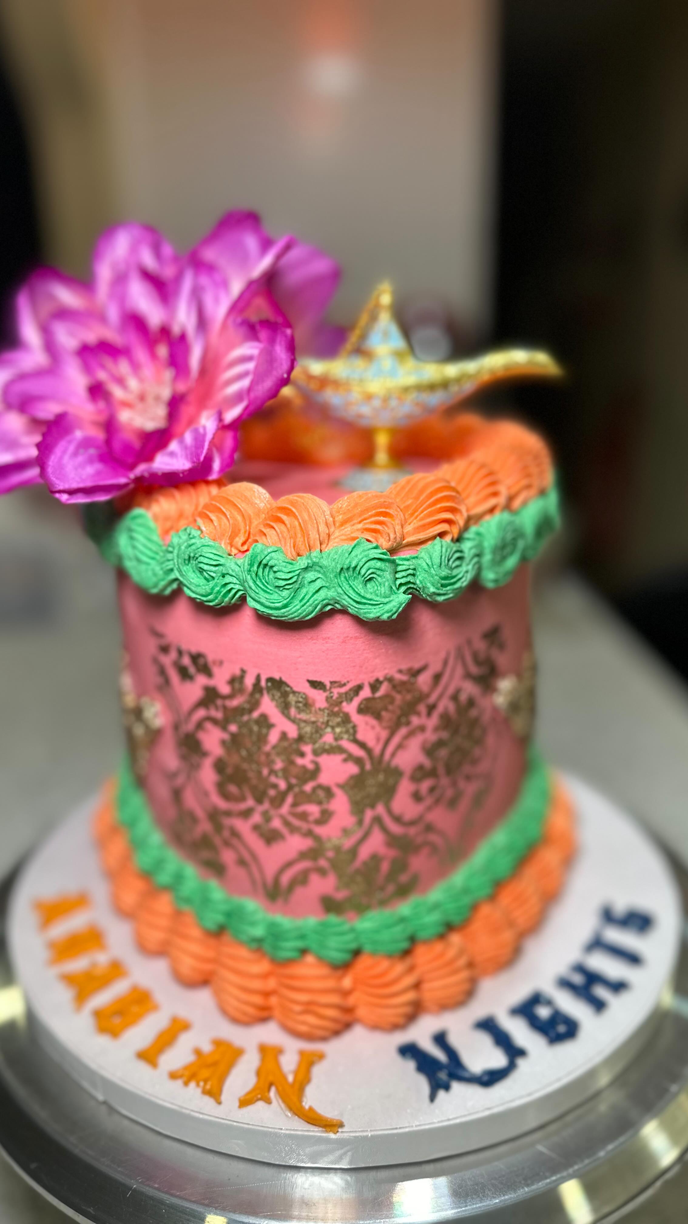 Arabian Nights themed heart cake π§‘π§ββοΈ