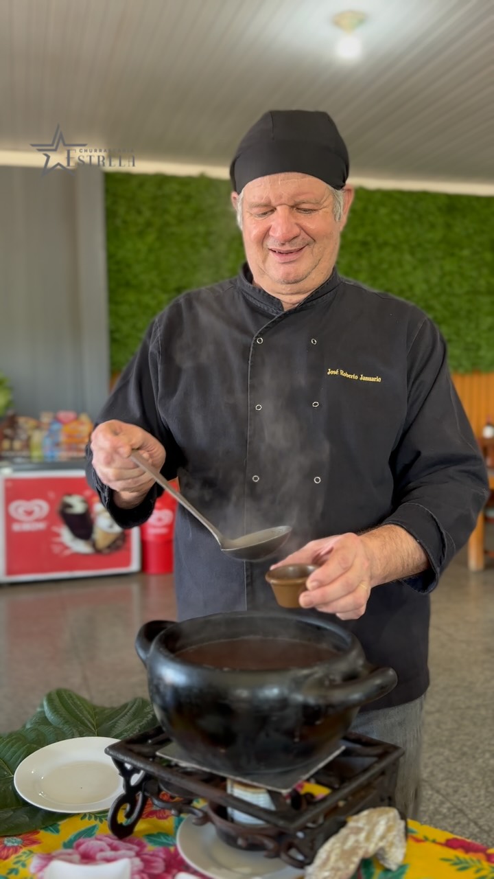 🍛 Hoje é dia de feijoada e caldinho de feijão na Churrascaria Estrela!
E com esse tempinho mais fresquinho, não tem combinação melhor, né? 😍
O nosso chef já está nos preparativos, experimentando tudo com aquele cuidado especial pra garantir o sabor que você ama! 👨🍳✨
Corre garantir seu prato quentinho e cheio de sabor!
📍Te esperamos aqui! #ChurrascariaEstrela #FeijoadaDaBoa #CaldinhoPerfeito #diadesabores