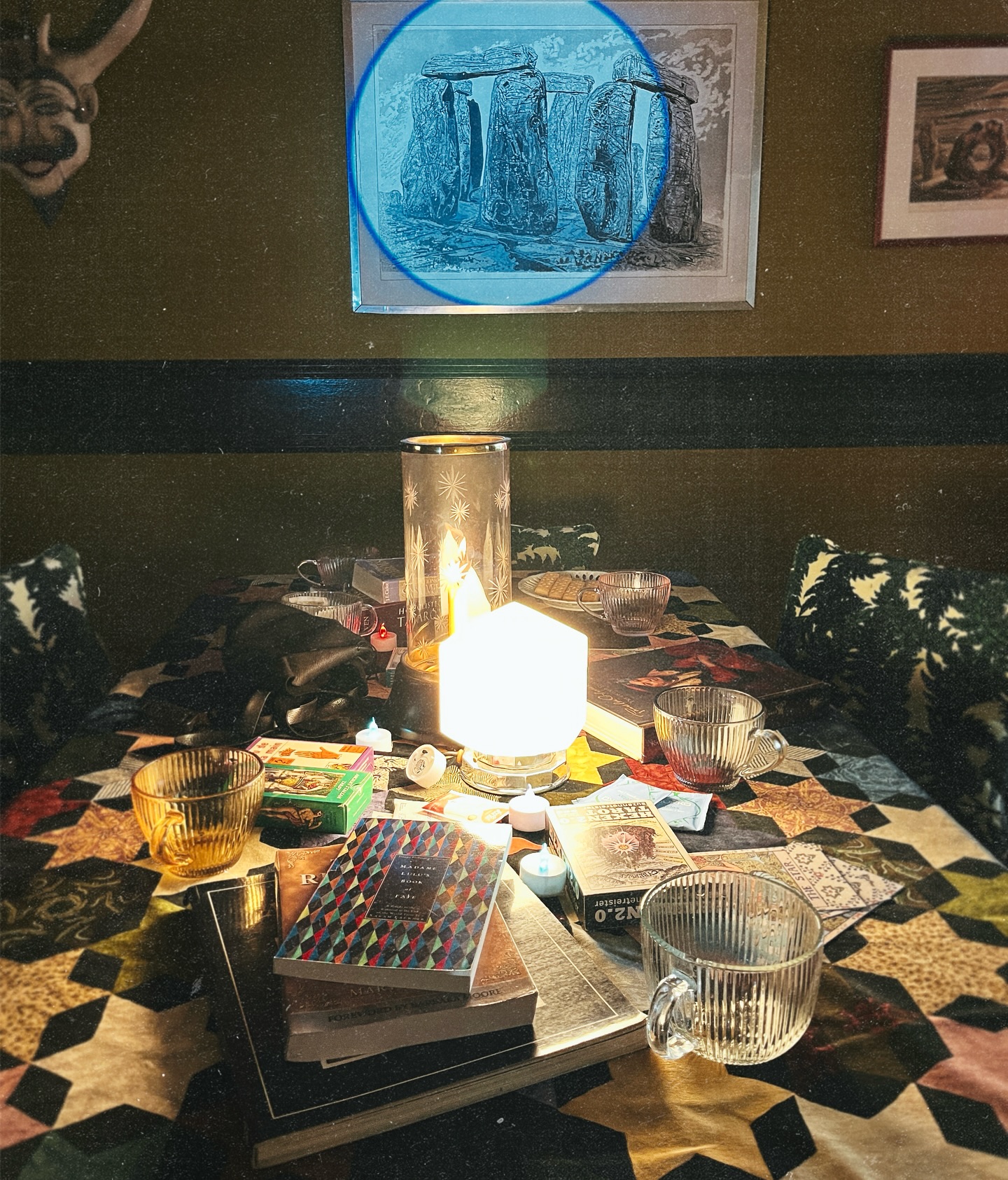 Wonderful Tarot Cafe this evening, thank you ladies for showing up the way you did and making this time together so nurturing ✨👯♀️👯♀️✨ Next dates coming up next week 💋