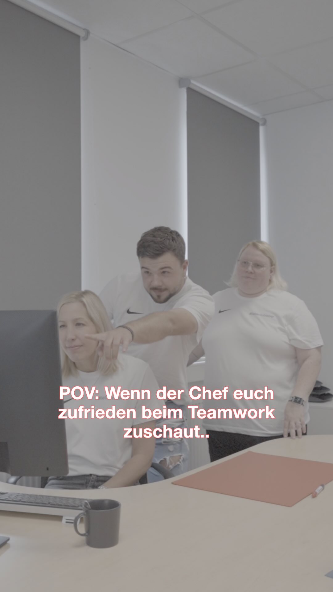 POV: Der Chef läuft vorbei und denkt, wir sind voll im Projektflow.
Wir in echt: klären gerade, wer was zum Essen mag bestellt. 🥗📲
Nennt man übrigens: effiziente Ressourcenverteilung. 😎
#pov #officevibes #workhardeatharder #lunchcrew #modernworklife #corporatedelulu #führerschein2025 #fahrschulebieber #premiumführerschein #fahrschuleaschaffenburg #fahrschule #lieberzubieber #aschaffenburg #goldbach #waldaschaff #führerschein #motorrad #roller #auto #anhänger #autoführerschein #motorradführerschein #rollerführerschein #anhängerführerschein #premiumfahrschule #hösbach #intensivkurs #b197 #b96