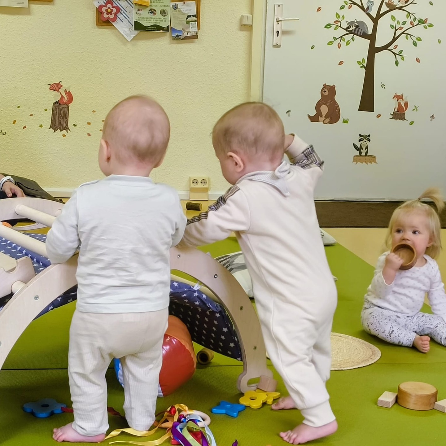 Was ist ein FABEL®-Kurs? In meinem neuen BLOG findet ihr einen ersten Beitrag dazu sowie eine aktuelle Auflistung aller Kurse und Angebote im 2. Halbjahr 2025: https://www.danielaschramm.de/post/was-ist-ein-fabel-kurs #fabelkurs #krabbelgruppeludwigsfelde #krabbelgruppekw #krabbelgruppevaletudo