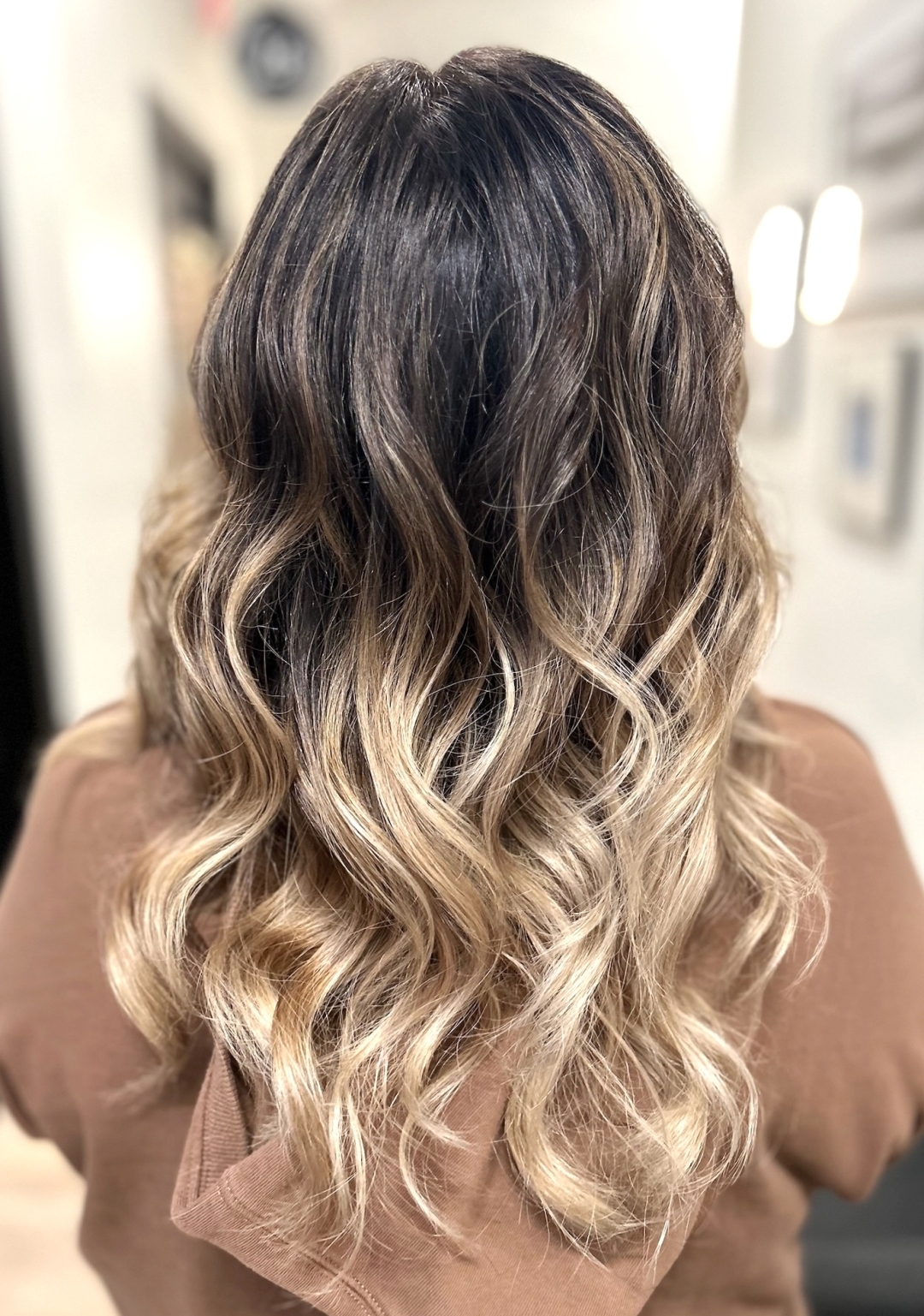 Guess what trend is coming back that we're SUPER excited about!?!?!?!?!
🤩🤩🤩🤩🤩🤩🤩🤩🤩🤩🤩
OMBRE.
Yup, we said it. The ombre is slowly and steadily making its way back to being popular and seen around the runways, magazines, etc.
Why we are so excited (and you should be too!):
😚 The updated 2025 & beyond version features a gradual melting of color from dark to light. Previously it went from dark to light REAL fast, which is why so many felt like it resembled "grown out roots."
😚 This is fantastic for those who don't want a lot of maintenance- the grow out is subtle, just like the colors. Because a medium color is melted in the middle of the hair, you still get your bright ends and dimension. As your hair grows, the darkness at the very top just shifts down as well, elongating the color even more- and who doesn't want their hair to appear longer?!
😚 You'll have the ability to switch from something lighter like this, to playing with darker or warmer colors in the fall with minimal effort... again- that low maintenance aspect!
😚 It's still a highly customizable option for hair color as we can vary where the highest part of the lighter/brighter colors hit- ideally to highlight your best feature! It's definitely not a one size fits all color service.
What do you think? Would you try the updated ombre trend? Or leave it back in the early 2000s?
hair by @hairby.aliciar
.
.
.
.
.
#houstonhairstylist #houstontrends #cypresshairstylist #solasalonscypress #cypresstx #solasalons #ombre #hairtrends #colormelt #houstonhaircolor #houstoncolorspecialist #lowmaintenancehair #houstonbalayage #houstonbalayagespecialist #colescrossing #townelake #townelakelife #cypressrealtor #cypressrealestate