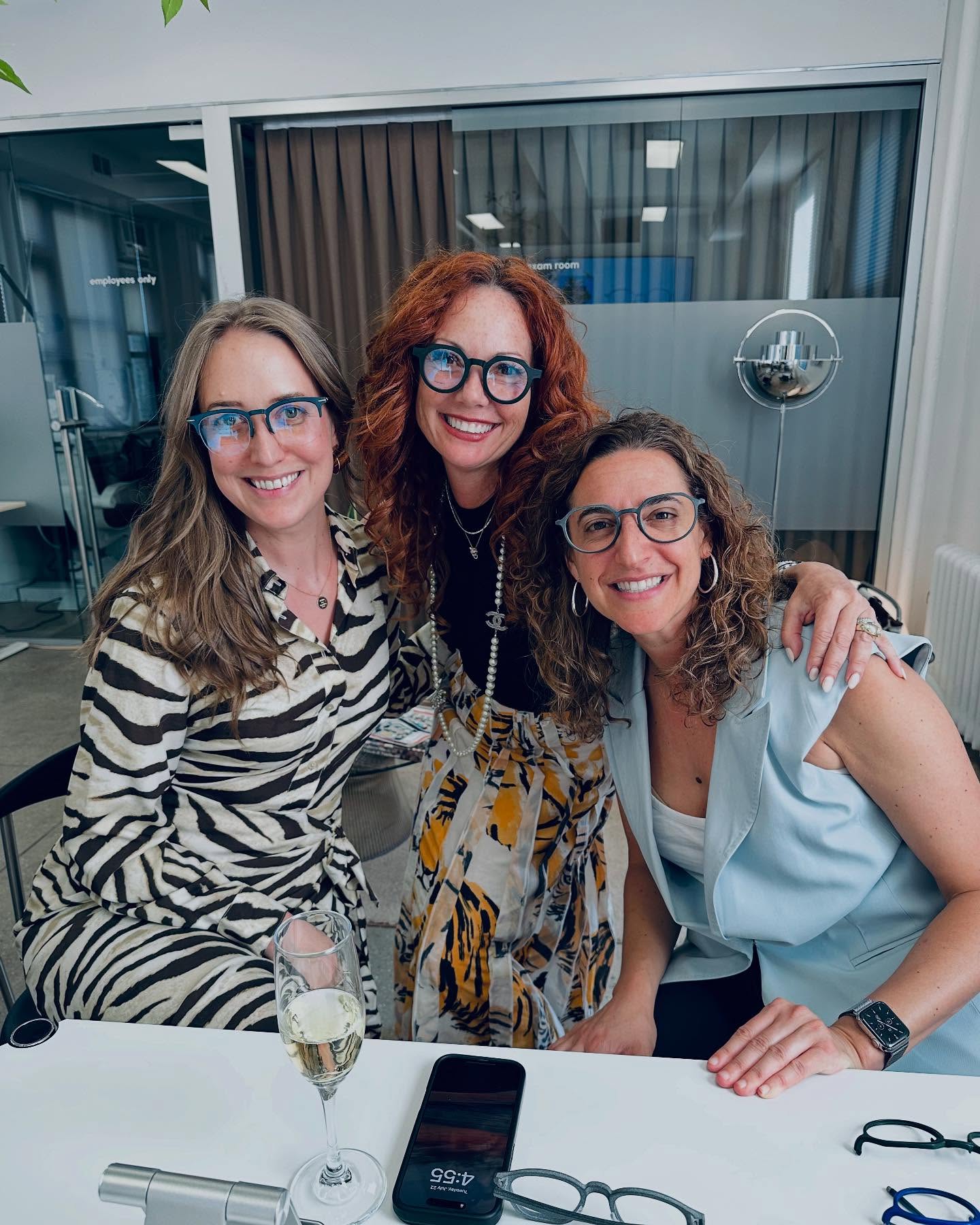 Comfortable and stylish vision shouldn’t be a 🦄 and we loved sharing it - over fizzy drinks and life catch ups - with this special group of ladies at @breezm.global today. Big thank you @startwithagood by @nancyberger1 (we missed you!) for bringing us together in the first place at Power Retreat 2025 and starting this party right. Keeping the fun going with retail therapy and reconnection. May have to make Breezm & Bubbles a seasonal activity !? Who is in. 😁👓🥂😎