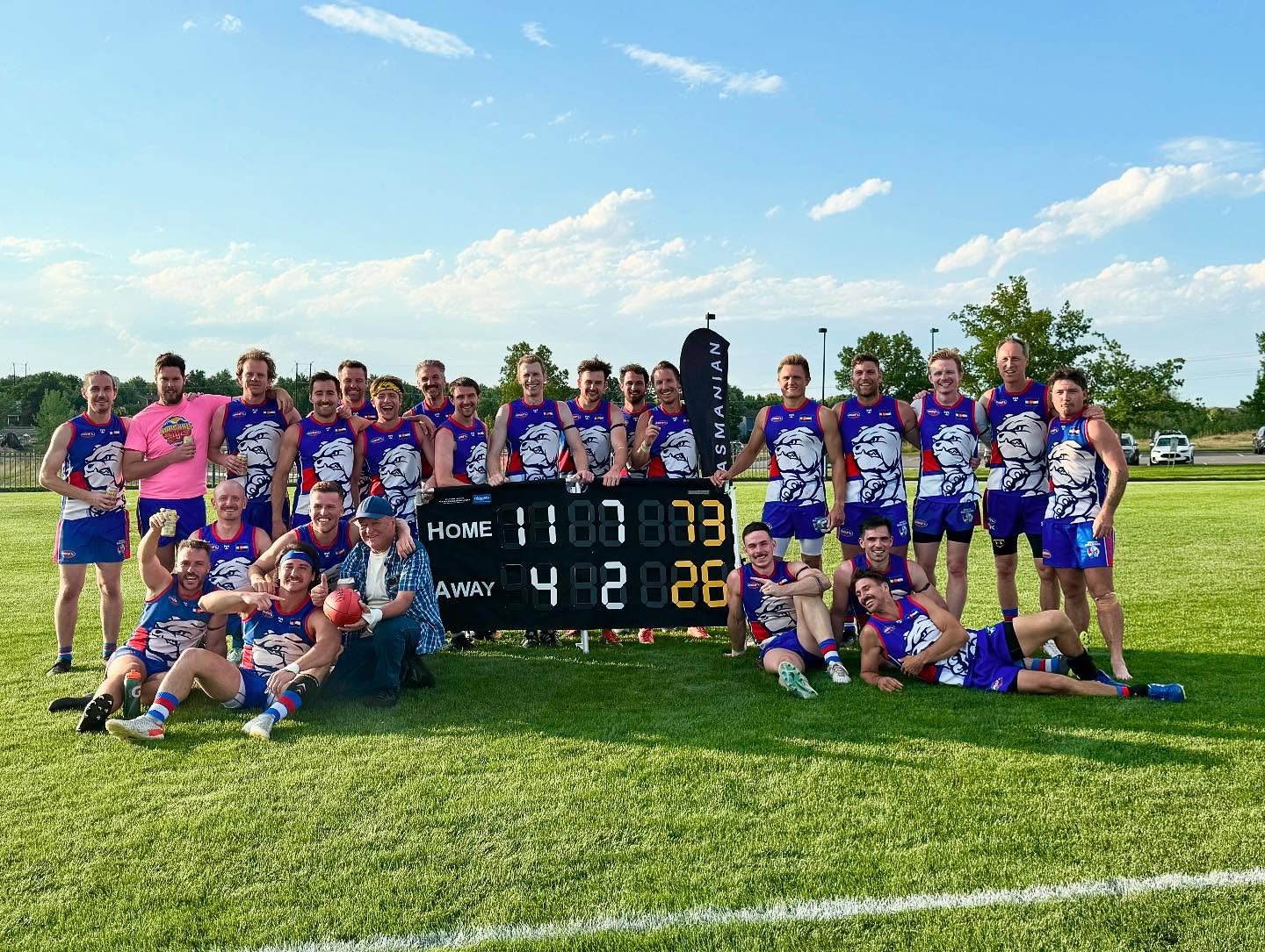 That’s a wrap on Western Regionals! Men’s D1 took first and the Ressys held fast in D2 competition. The women’s team paired with @portland_afc @wasatchwargulls and had a blast in their first tournament of the season. See yall again August 9th for the Denver Invitational!