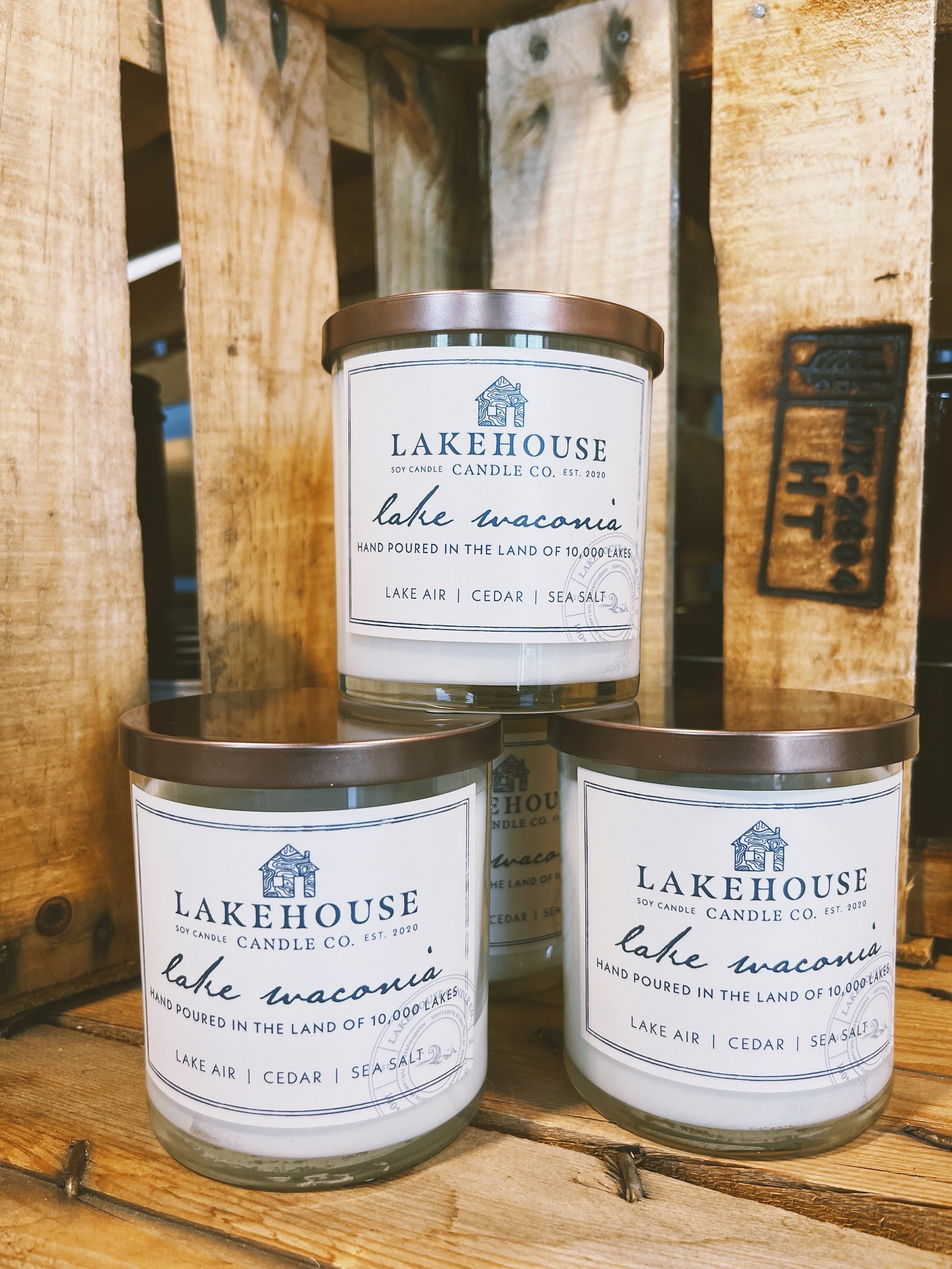 🚨 NEW CANDLES ALERT! 🚨
Lakehouse brings you exclusive, custom Lake Waconia candles in our first-ever vessels! Just slightly smaller than our original candles, these 10oz jars are the perfect size to grab as a gift for someone you love (or yourself)! Grab these limited edition candles at our retail shop before they're gone!
*In-store only
Shop with us:
Wednesday-Friday 10-5
Saturday 9-3