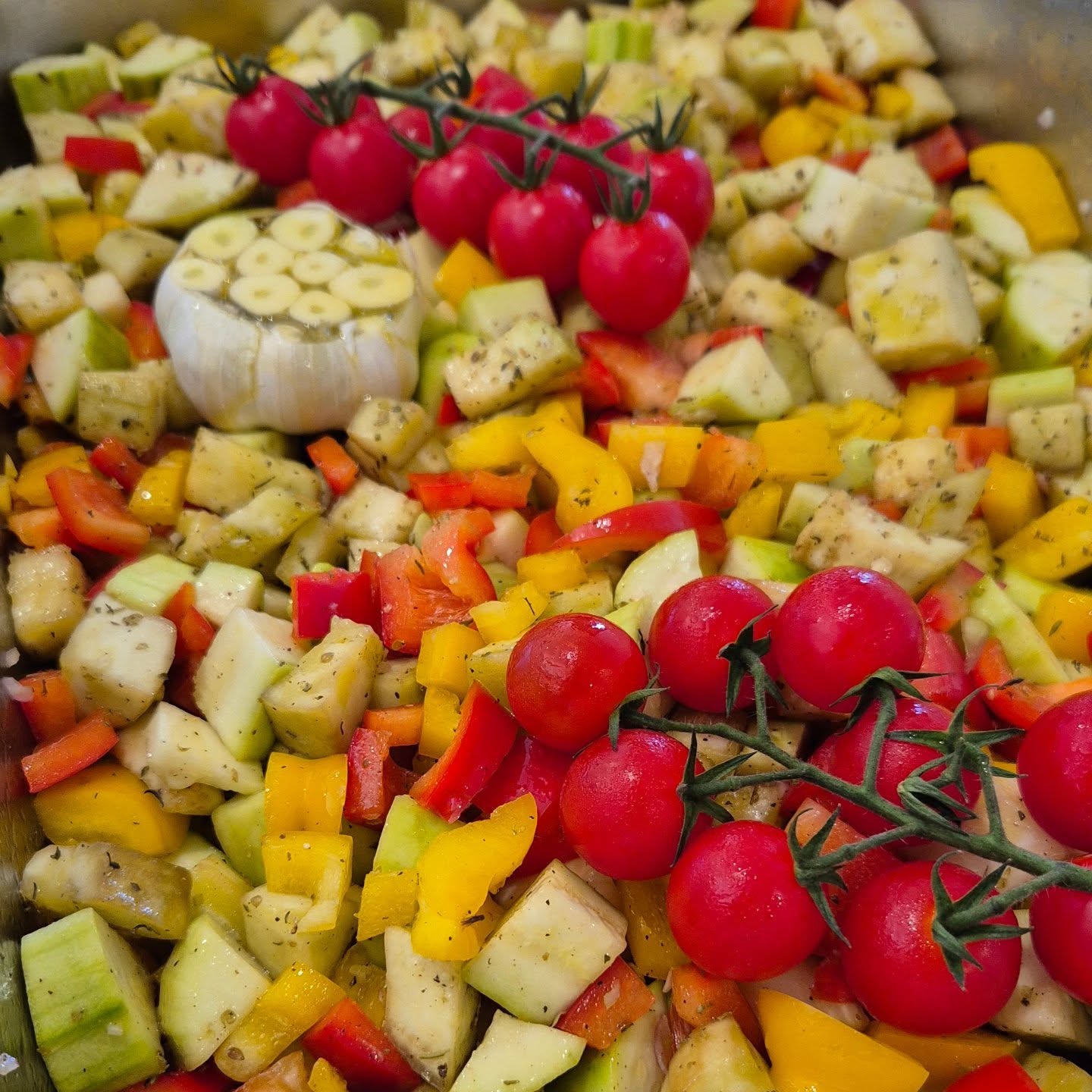 Les légumes confits pour accompagnées vos grillades 🍆🍅🌶🥒