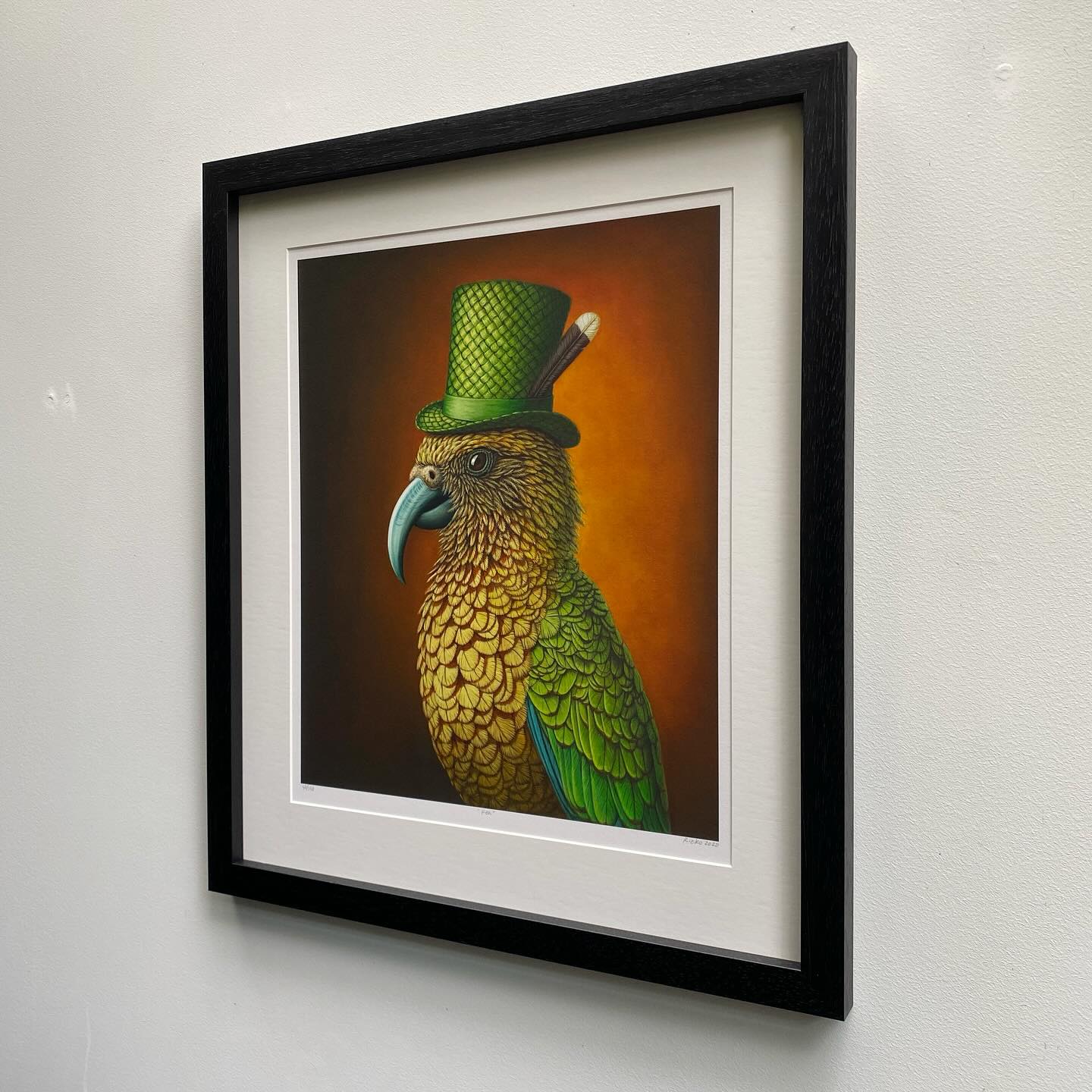 Limited edition fine art print “Kea” by Rieko Woodford-Robinson. Buy online or in the gallery.
#riekowoodfordrobinson
#wellingtonartist
#newzealandartist
#kea
#larsonjuhlnz
#wellingtonframers
#nzframers