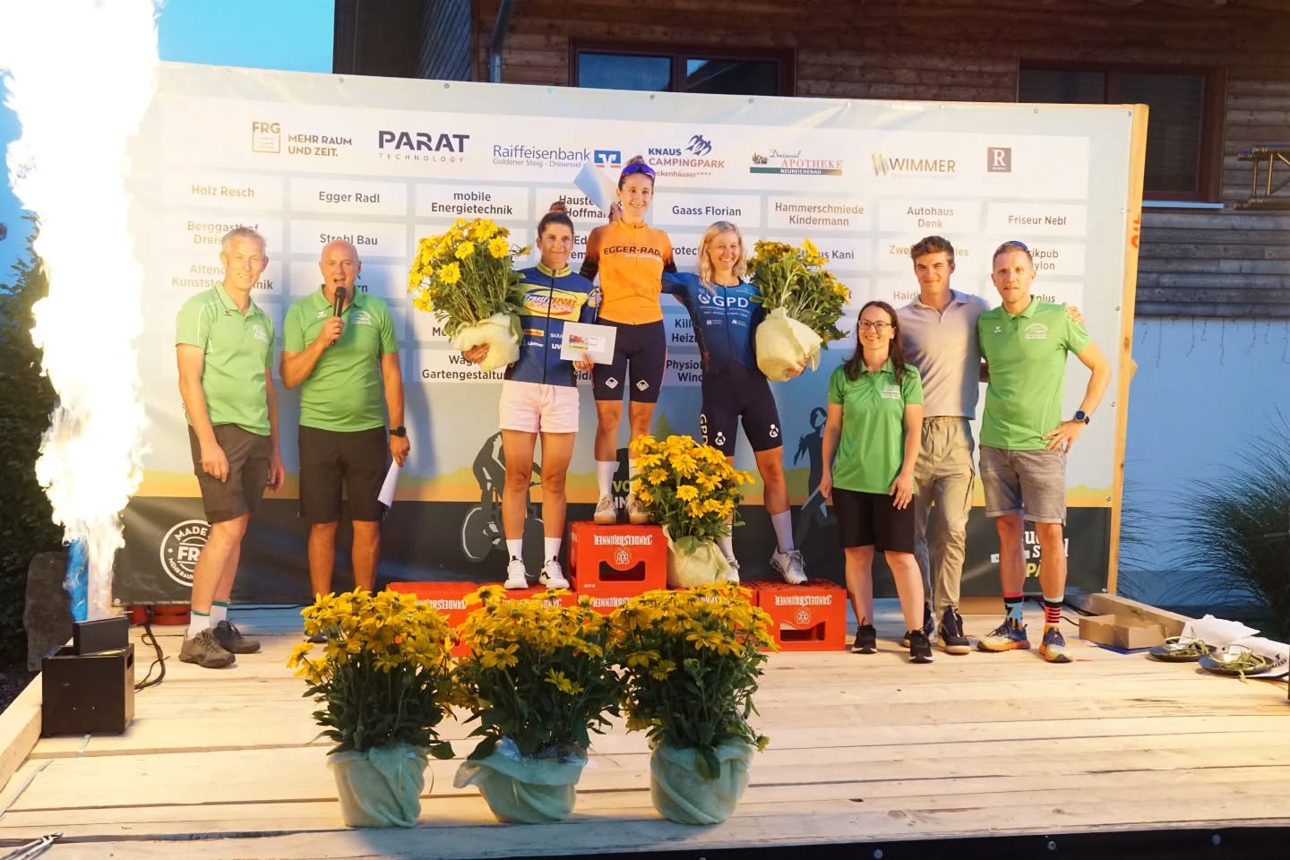 Was für ein krasses Event! 🔥💪
Gestern war es soweit – zahlreiche Sportler:innen haben mit unbändigem Einsatz gezeigt, was in ihnen steckt, und uns alle mit ihren Leistungen begeistert. 💥 Eure Energie, euer Ehrgeiz und eure Leidenschaft haben das Event zu einem unvergesslichen Erlebnis gemacht!
Ein riesiges Dankeschön auch an alle Zuschauer:innen, freiwilligen Helfer:innen und Organisator:innen – ohne euch wäre dieser Tag nicht möglich gewesen! 🙌🎉
Die Ergebnislisten findet ihr ab sofort hier: https://spoferan.com/events/tag-des-sports/results (Link in Bio)📋🏅