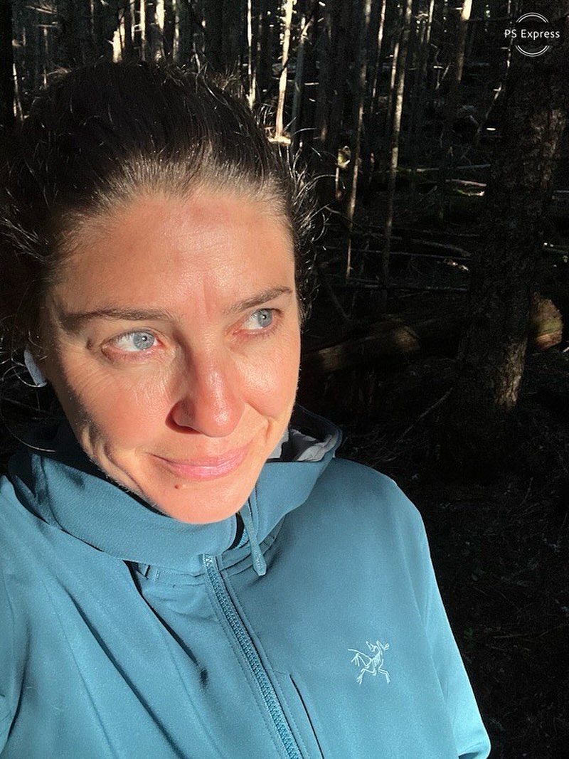 I used to believe I could outsmart my emotions. That if I stayed positive enough, pushed hard enough, or ignored the heaviness long enough, I’d be okay.
But the truth is, emotions don’t disappear when we avoid them. They just go underground—quiet, but still shaping everything.
One of the most powerful lessons I’ve learned—through my own journey and from the guidance of others—is this: you can’t bypass what you feel. But you can meet it with curiosity.
Instead of trying to fix or force yourself out of a feeling, pause and see it. Study it gently. Where did it come from? What story is it carrying?
If you feel trapped, don’t rush to escape. Get to know the shape of the trap. That’s how you find the way out.
Freedom doesn’t come from pretending everything’s fine. It comes from facing what’s there, with compassion—and slowly, letting it unravel.
#emotionalintelligence #selfawareness #innerwork #healingjourney #feeltoheal #selfcompassion #therapytools