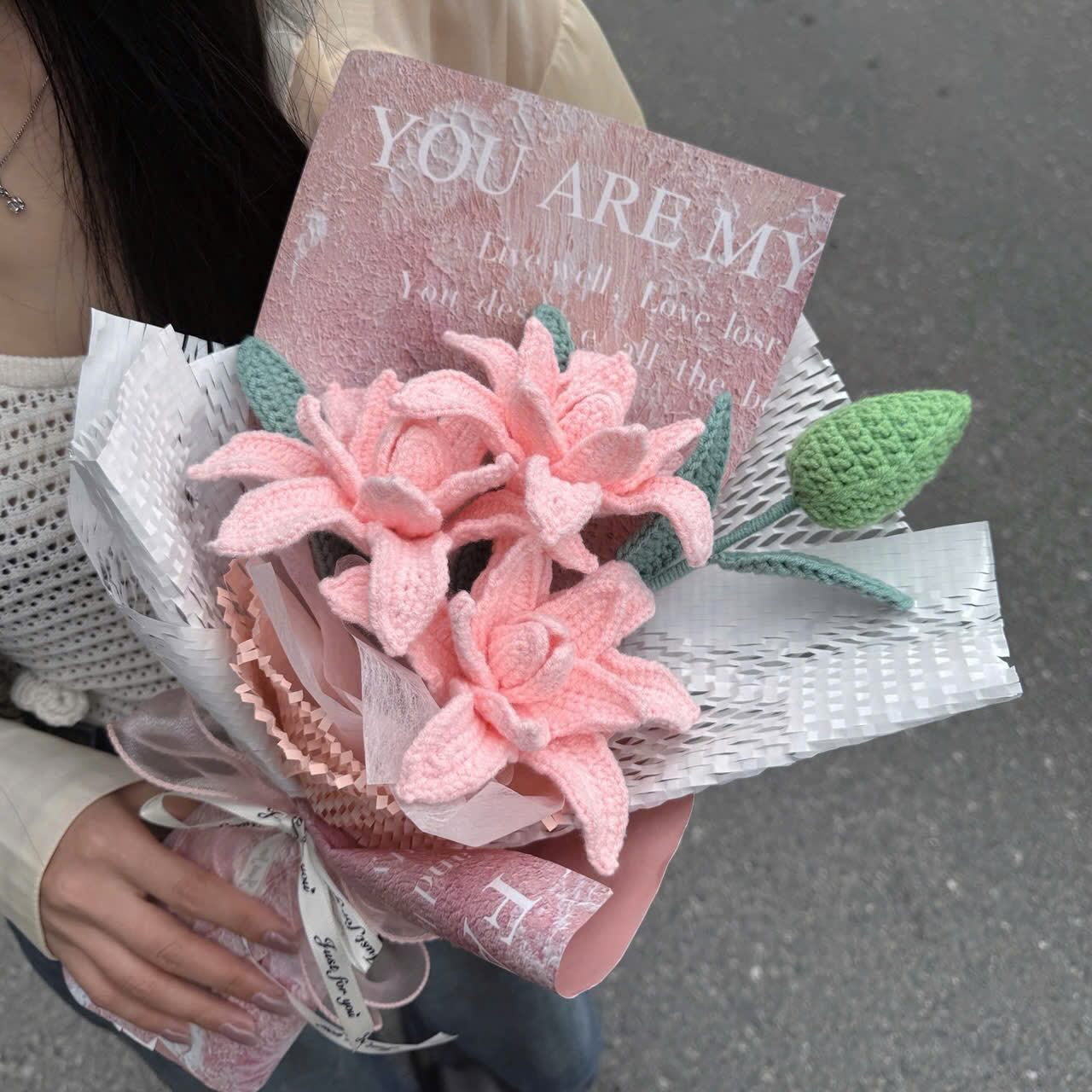 Everything has beauty, but not everyone sees it. #crochet #flowerscrochet❤️ #giftideas