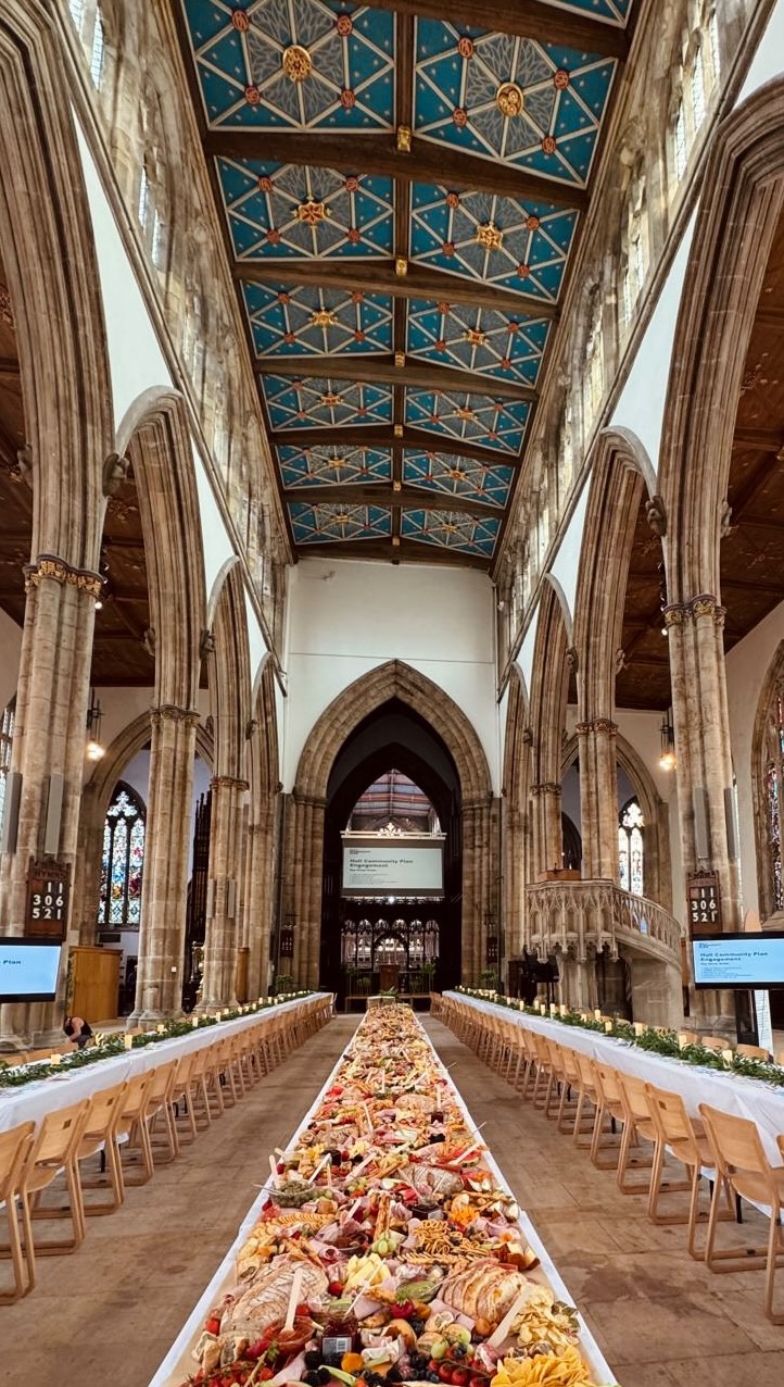 Today’s event in this stunning venue ✨
A super long graze table was the star of the show …. 🌿🧀🍇🥖
Always a pleasure to work with:
@hullminstergram
@tastes_divine
@hullcitycouncil
#EventStyling #GrazingTableGoals #HullEvents #GoldenThreadEvents #HistoricVenue #BespokeEvents #EventPlannerUK #LuxuryEvents #CorporateEvents #HullMinster #EventDesign #StyledToPerfection #UKEvents #grazingtablelovers