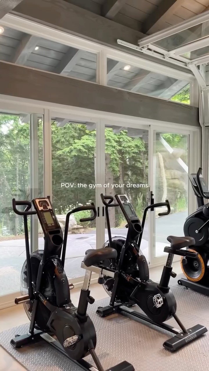 Ngl I’m manifesting this as my home gym
#homegym #gymtok #gymreels #workoutmotivation #fitness #muskoka #properties
Home gym
Manifestation
Gym Goals
Fitness
Exercise