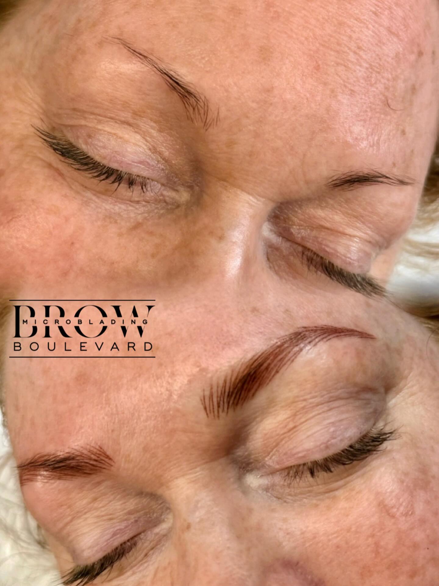 The SECRET to effortless and natural looking brows is ….
to come see me 🫶🏼
🌱Permanent Makeup is a semi permanent tattoo, that mimics natural looking hairs- not necessarily makeup
🌱 An Initial session and 6 to 12 week touch up (aka the perfecting session) make it a two step process- lasting 2 to 5 years before needing another touchup
🌱 this is for you, if you fill your brows in with makeup each day and want to wake up with symmetrical and natural looking brows
📍Vadnais Heights, MN
🗓️ To book your brows, visit www.browboulevard.com or click the link in my bio