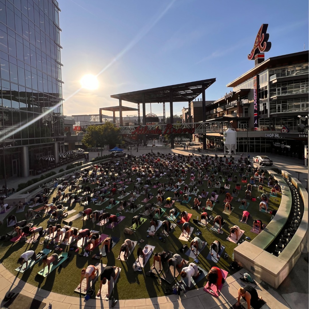 Flow into wellness at The Battery Atlanta! Bring a mat, water, and we’ll take care of the rest!
🗓 Dates: Wednesdays - 7/30, 8/13, 8/27, 9/17, 10/1
⏰ Time: 6:30 PM
📍 Location: The Plaza Green
🚗 Free 2-Hour Parking in Red, Purple, or Green decks
🎟 Pre-register on Eventbrite (link in bio)
⚠️ First-come, first-served – Sign up early, walk-ups welcome if space allows!
#BatteryAtlanta #WellnessWednesdays #BODYBARPilatesVinings