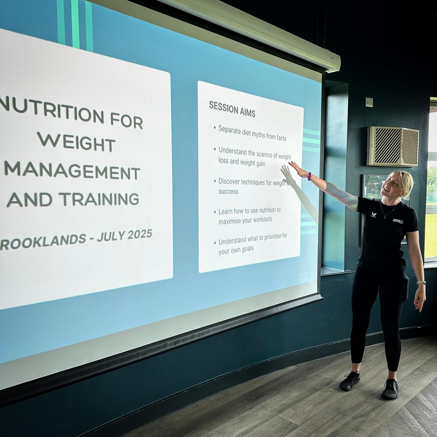 Thanks to everyone who attended my nutrition seminar at @brooklandshealthclub today. Some great questions asked and even better conversations sparked. Thank you for being a wonderfully attentive audience 👏
#nutrition #seminar #healtheducation #personaltraining #diet